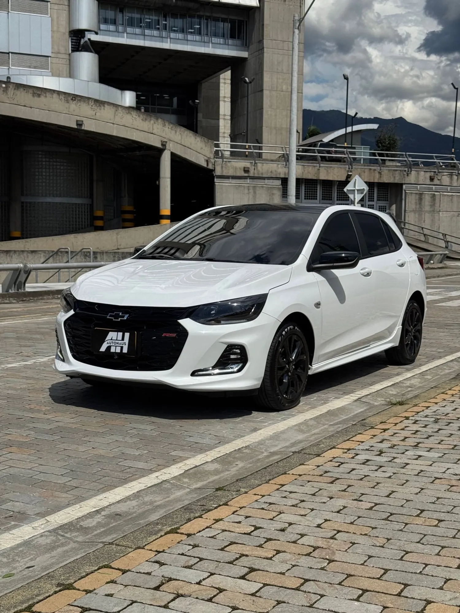 Chevrolet  Onix turbo Rs 2024