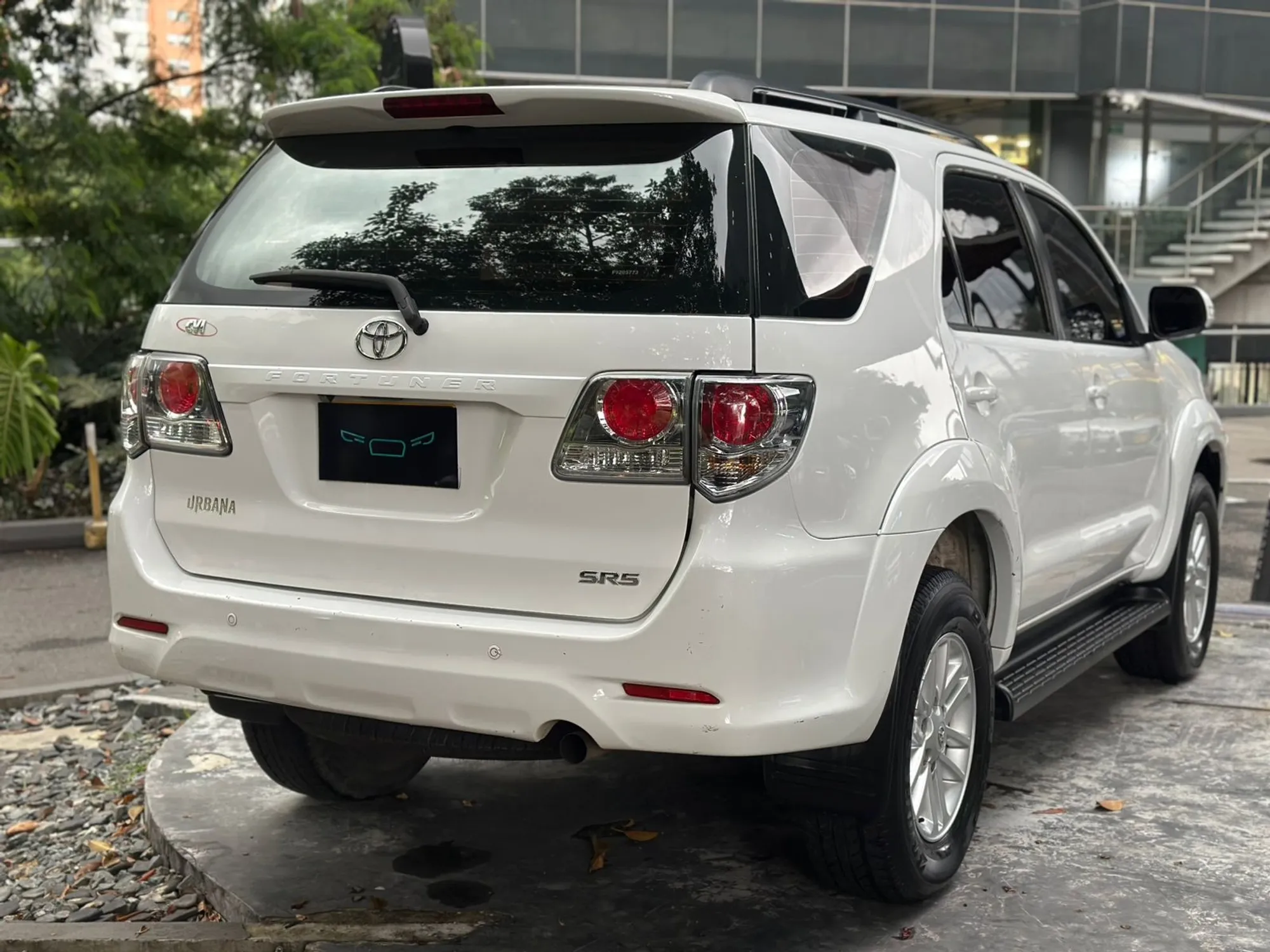 Toyota Fortuner Sr5 2015