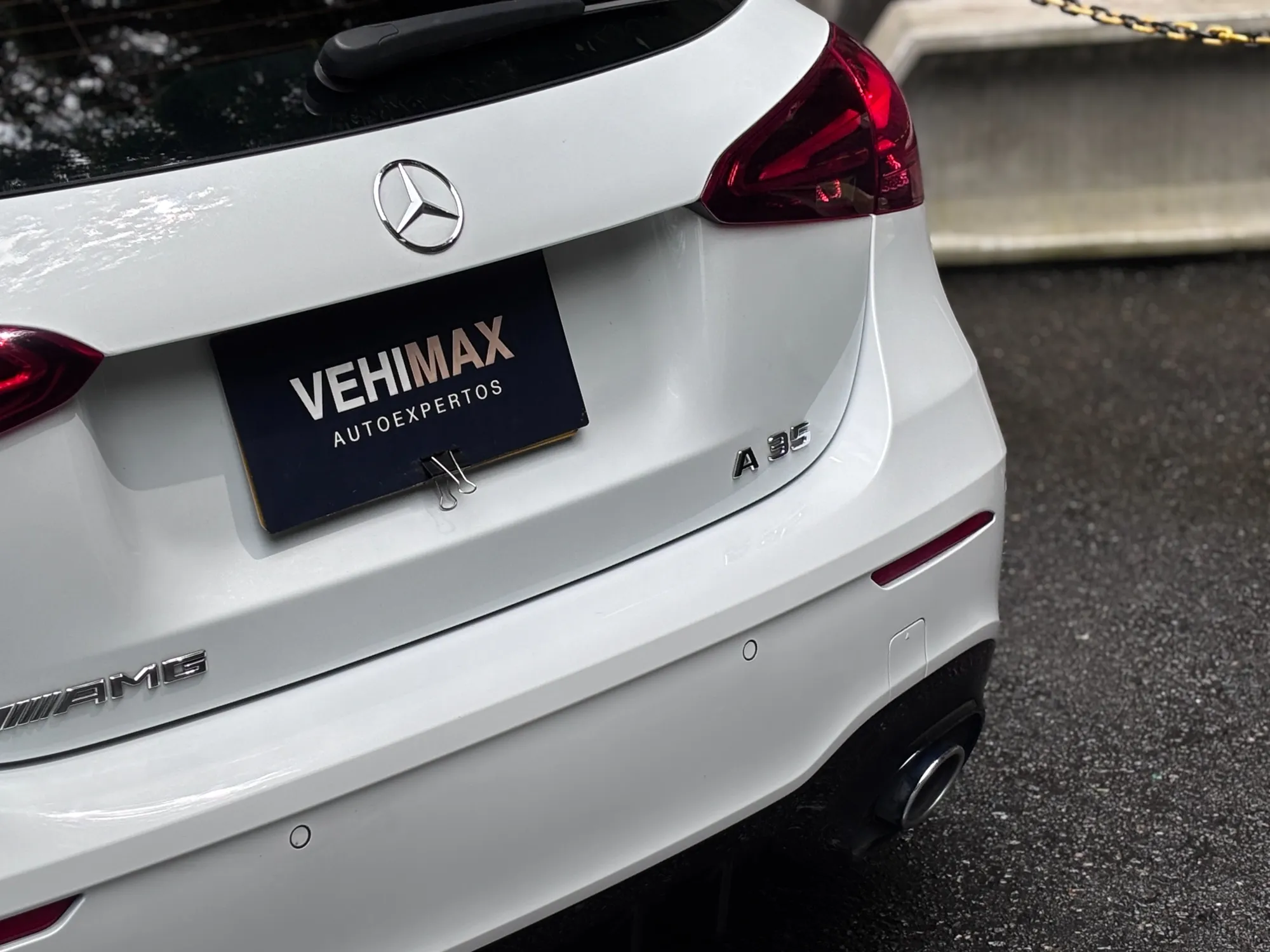 MERCEDES BENZ A35 AMG 4MATIC HIBRIDO 2023 VEHIMAX