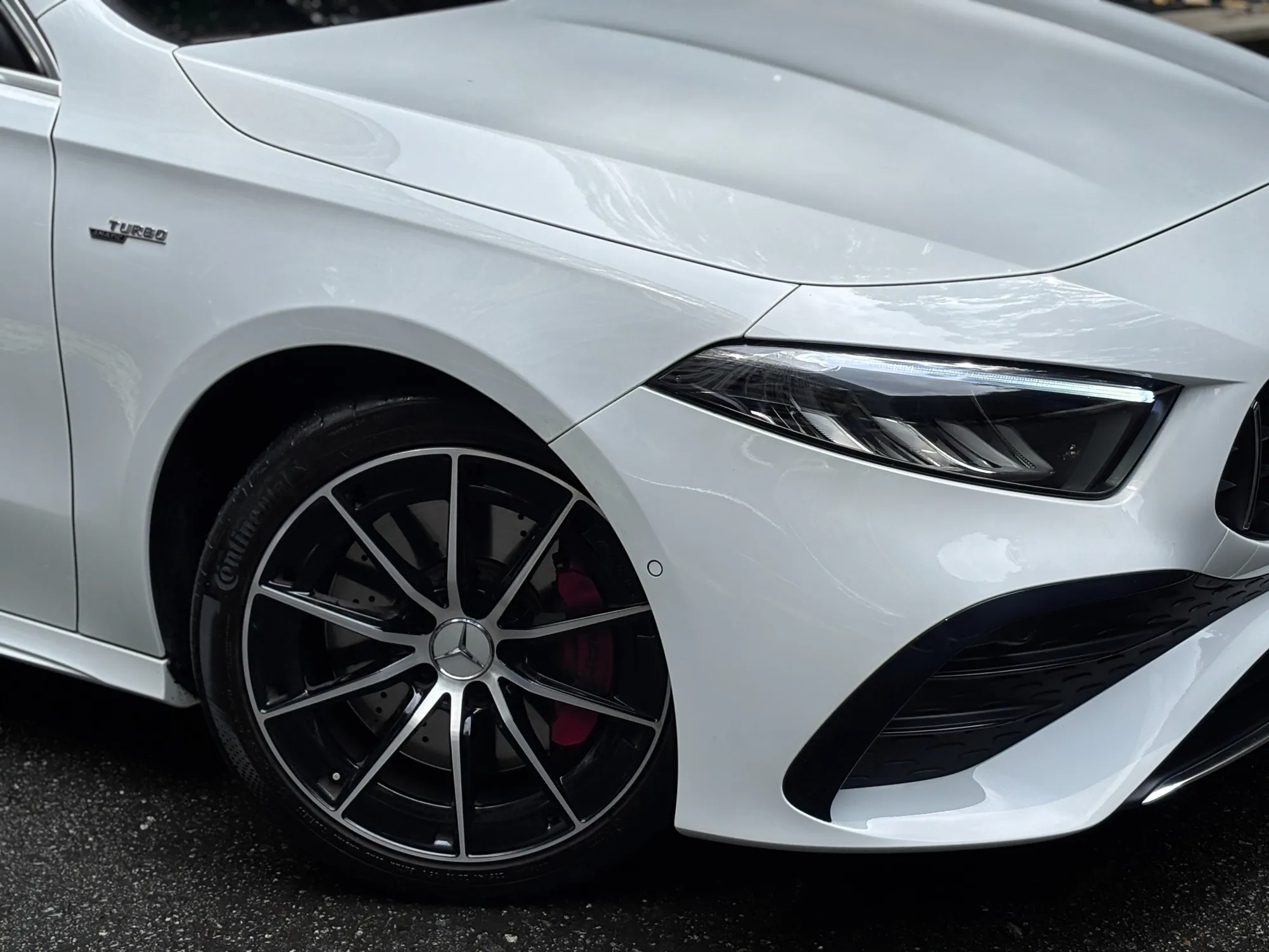 MERCEDES BENZ A35 AMG 4MATIC HIBRIDO 2023 VEHIMAX
