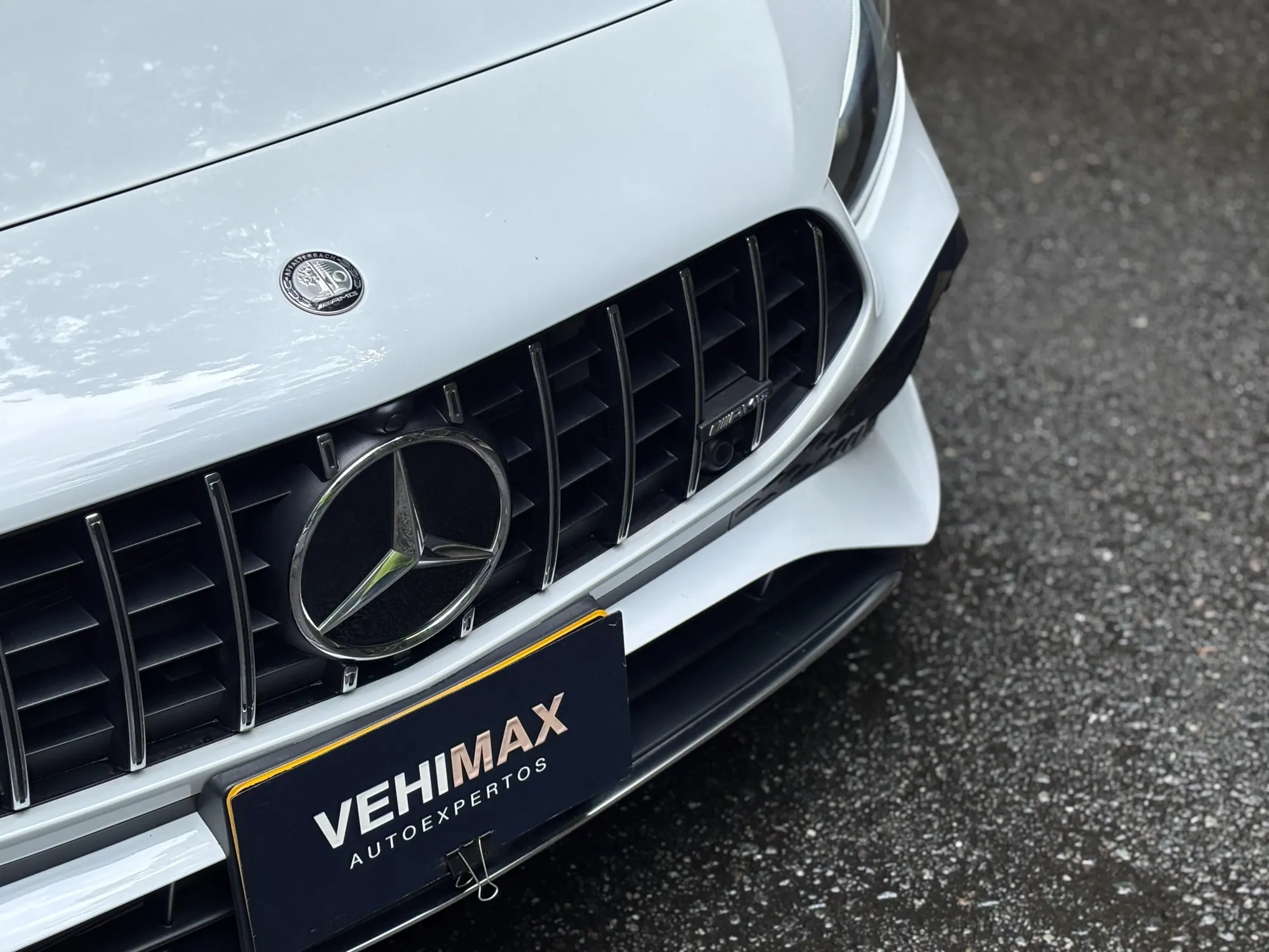 MERCEDES BENZ A35 AMG 4MATIC HIBRIDO 2023 VEHIMAX