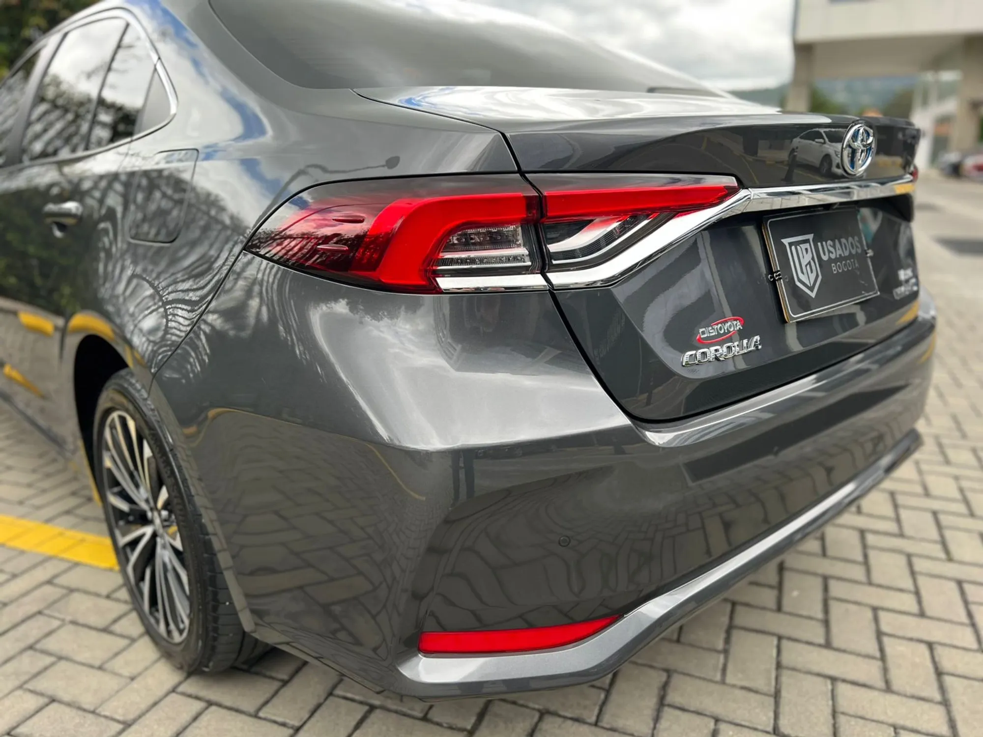 TOYOTA COROLLA SEG -HIBRIDO- POCO KILOMETRAJE-
