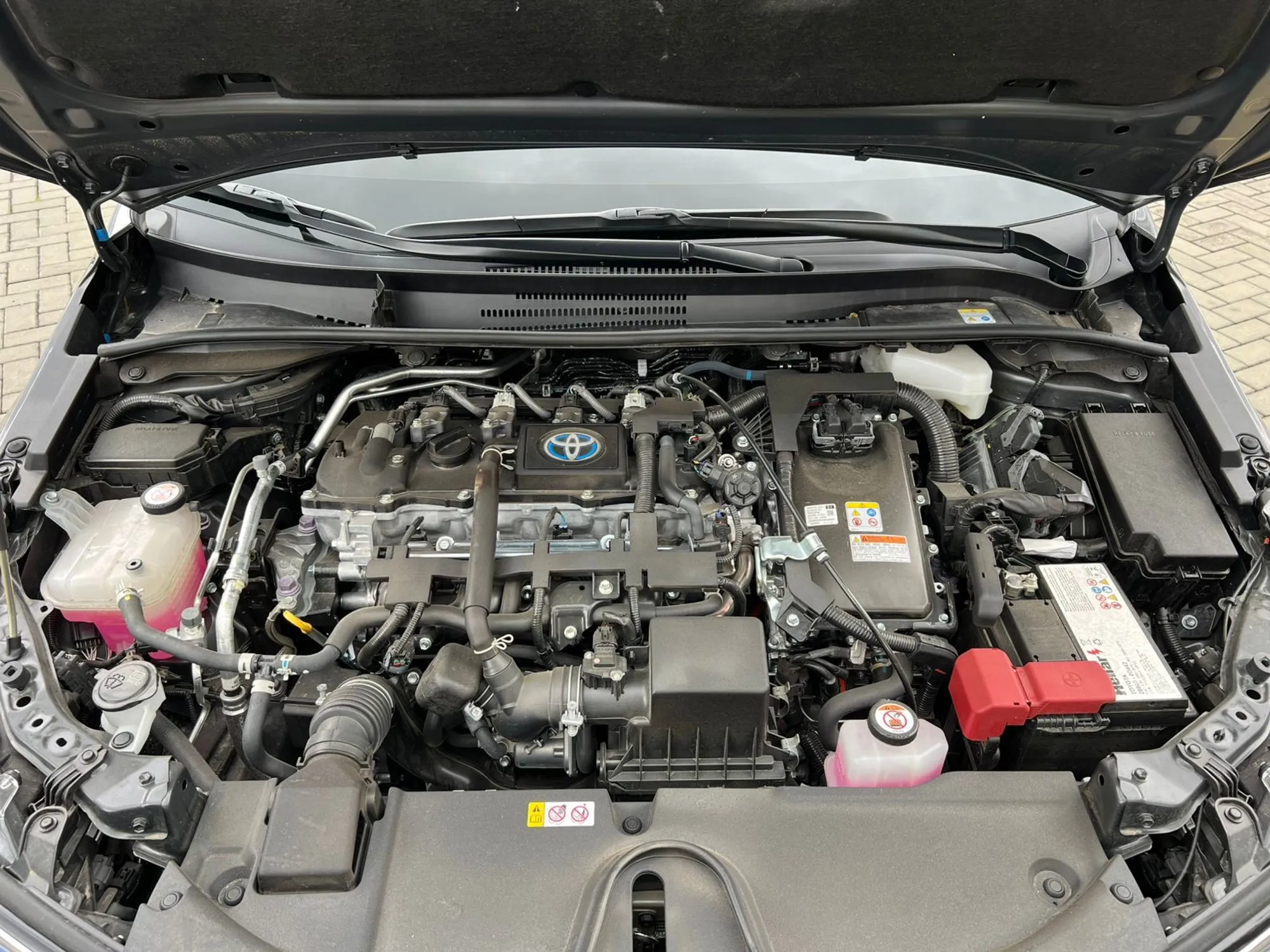TOYOTA COROLLA SEG -HIBRIDO- POCO KILOMETRAJE-