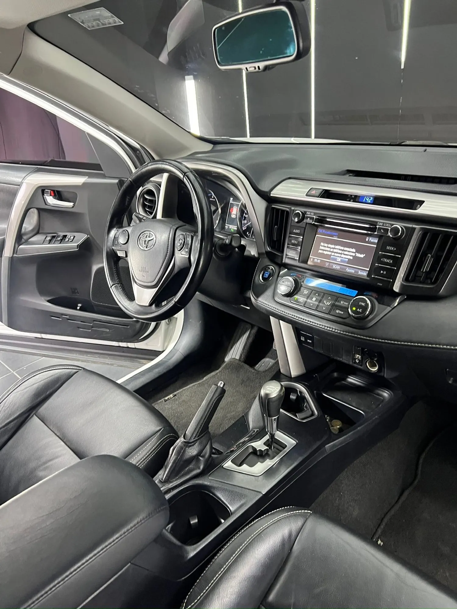 Toyota rav4 street 2016