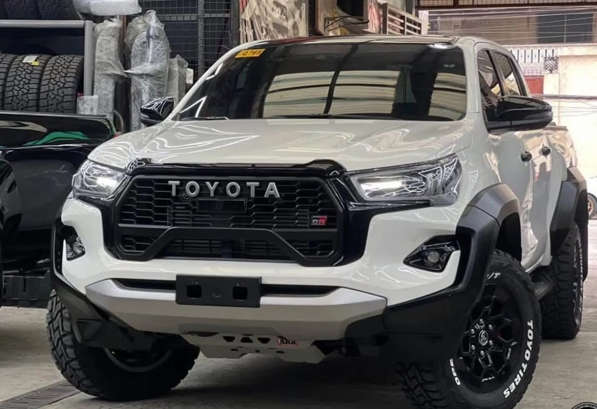 Toyota Hilux GR Sport 2.8 2026 4X4 DIESEL AT 0 KM