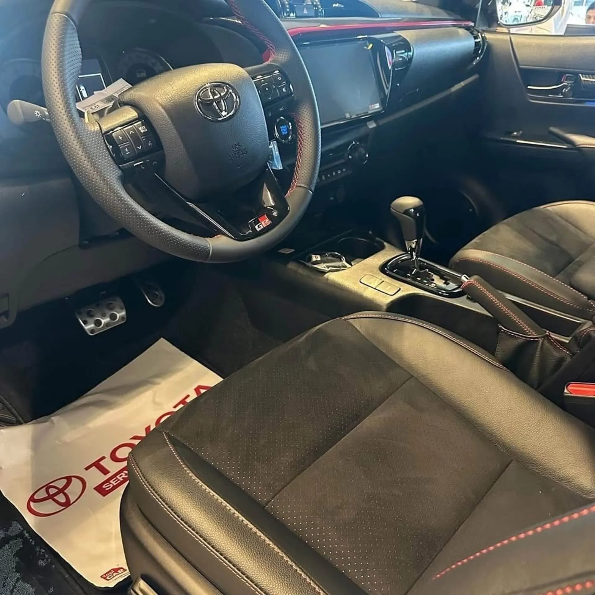 Toyota Hilux GR Sport 2.8 2026 4X4 DIESEL AT 0 KM