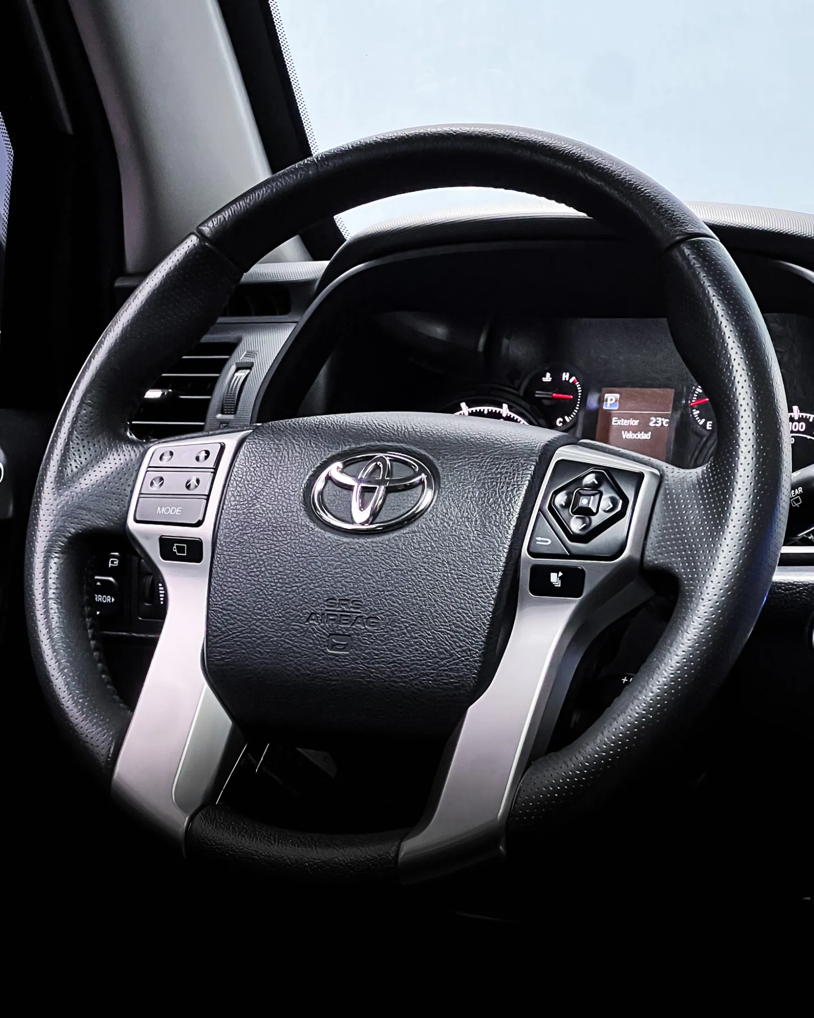 Toyota 4Runner SR5 B2 2022
