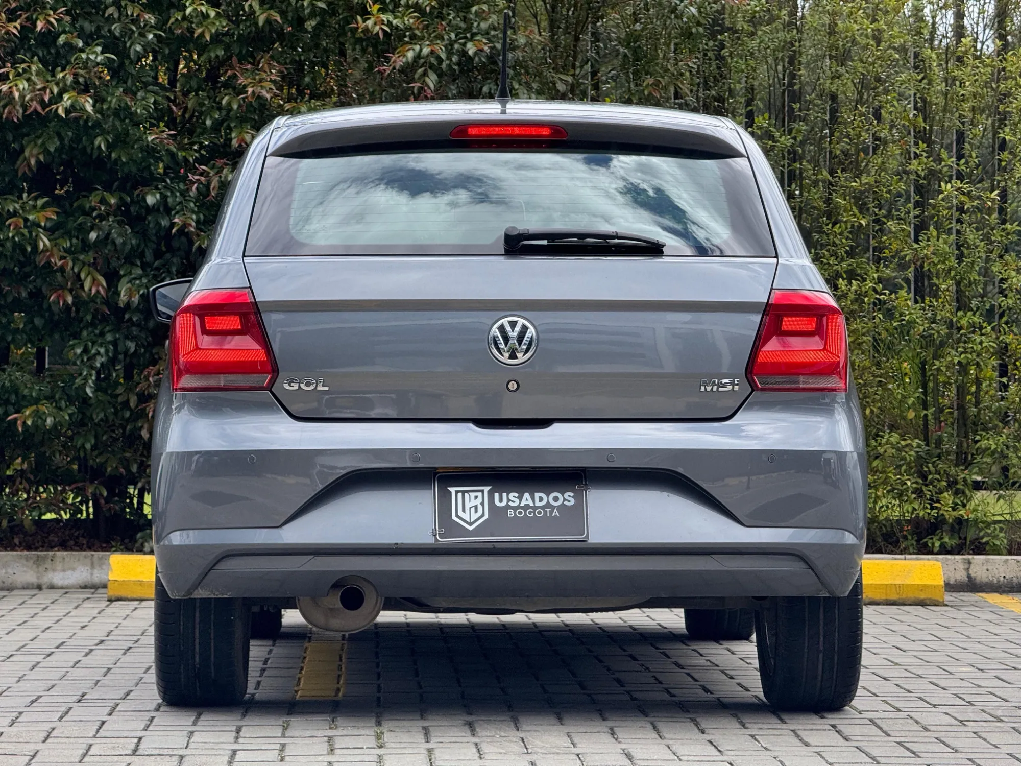 VOLKSWAGEN GOL -COMFORTLINE-