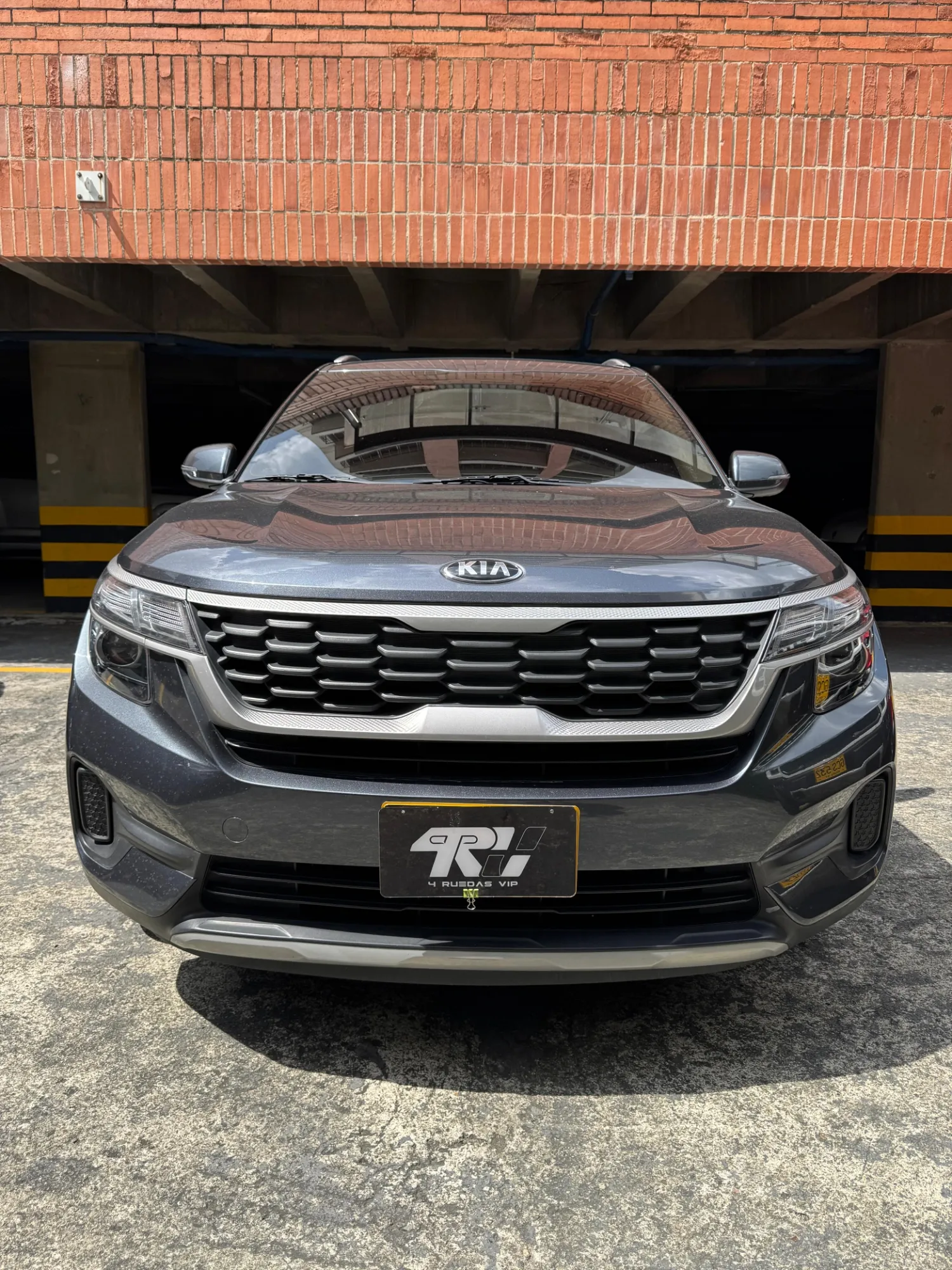 Kia Seltos Emotion 