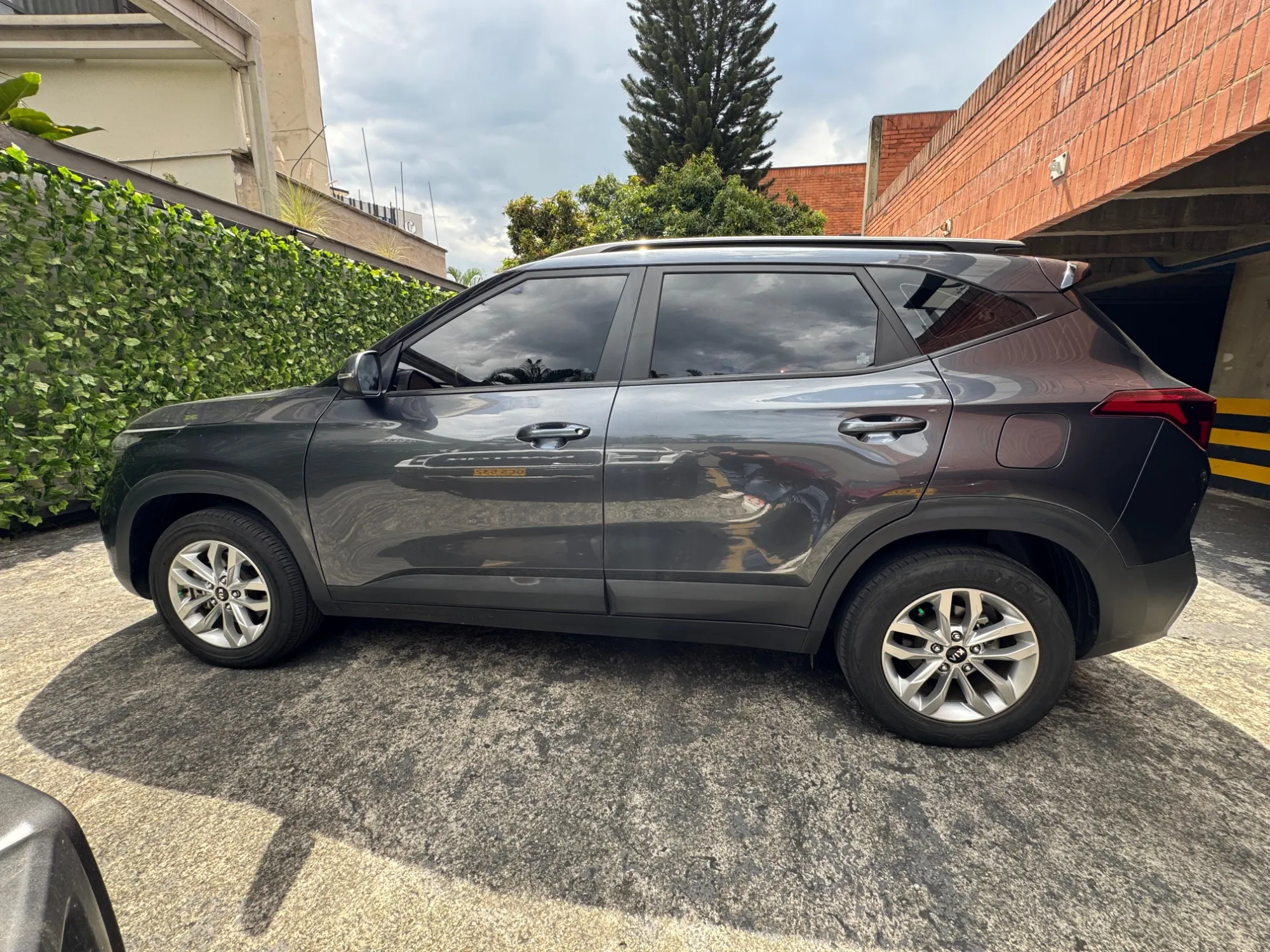 Kia Seltos Emotion 