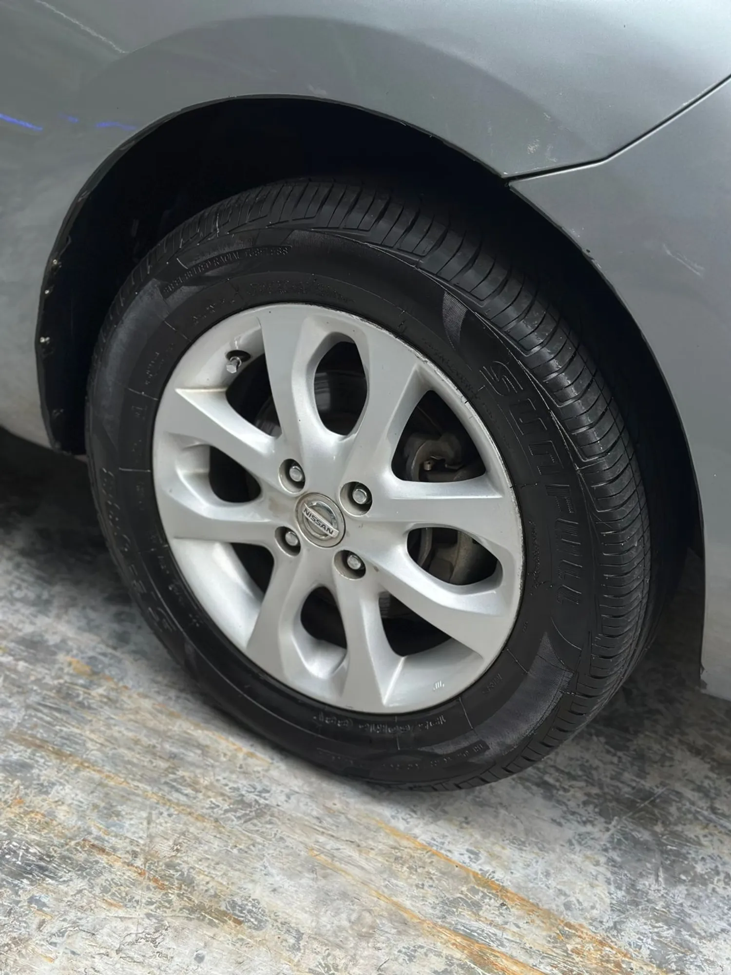 Nissan March 2016