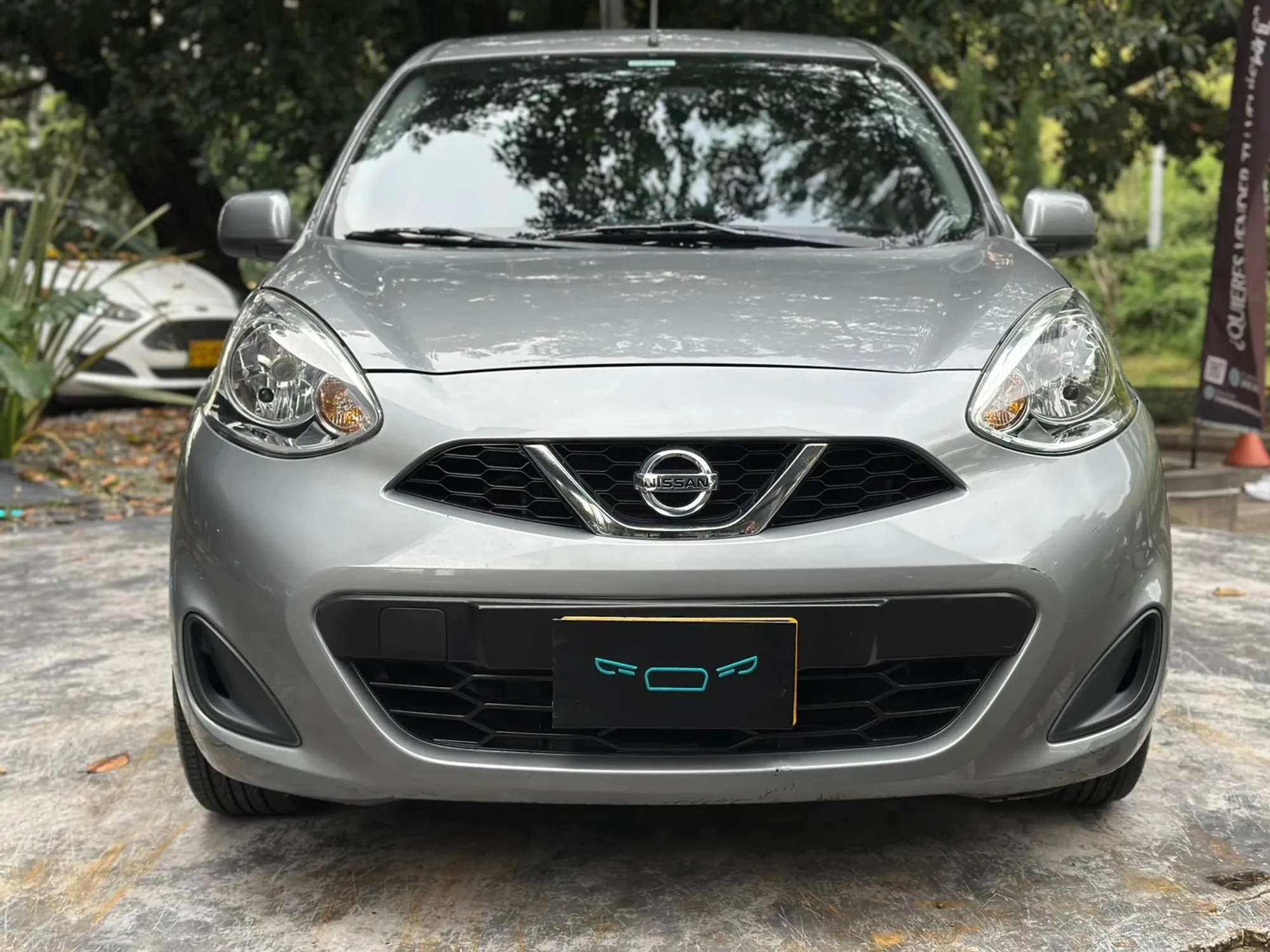 Nissan March 2016