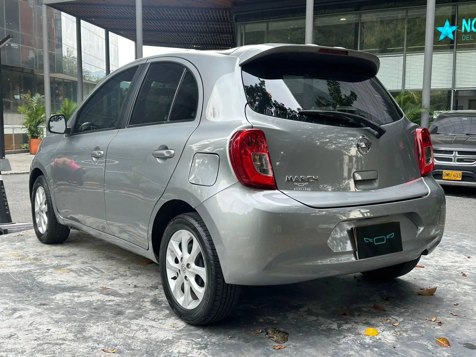 Nissan March 2016