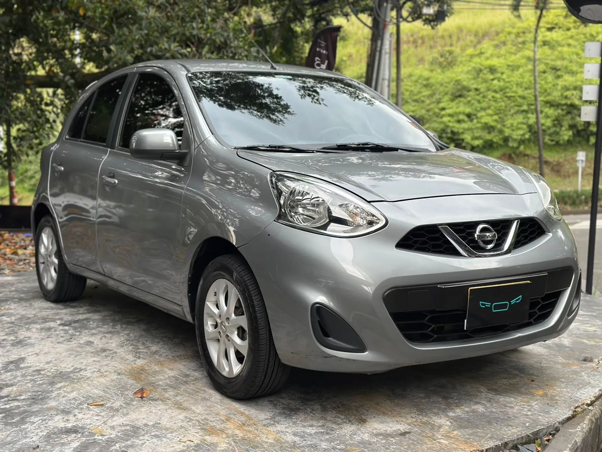 Nissan March 2016