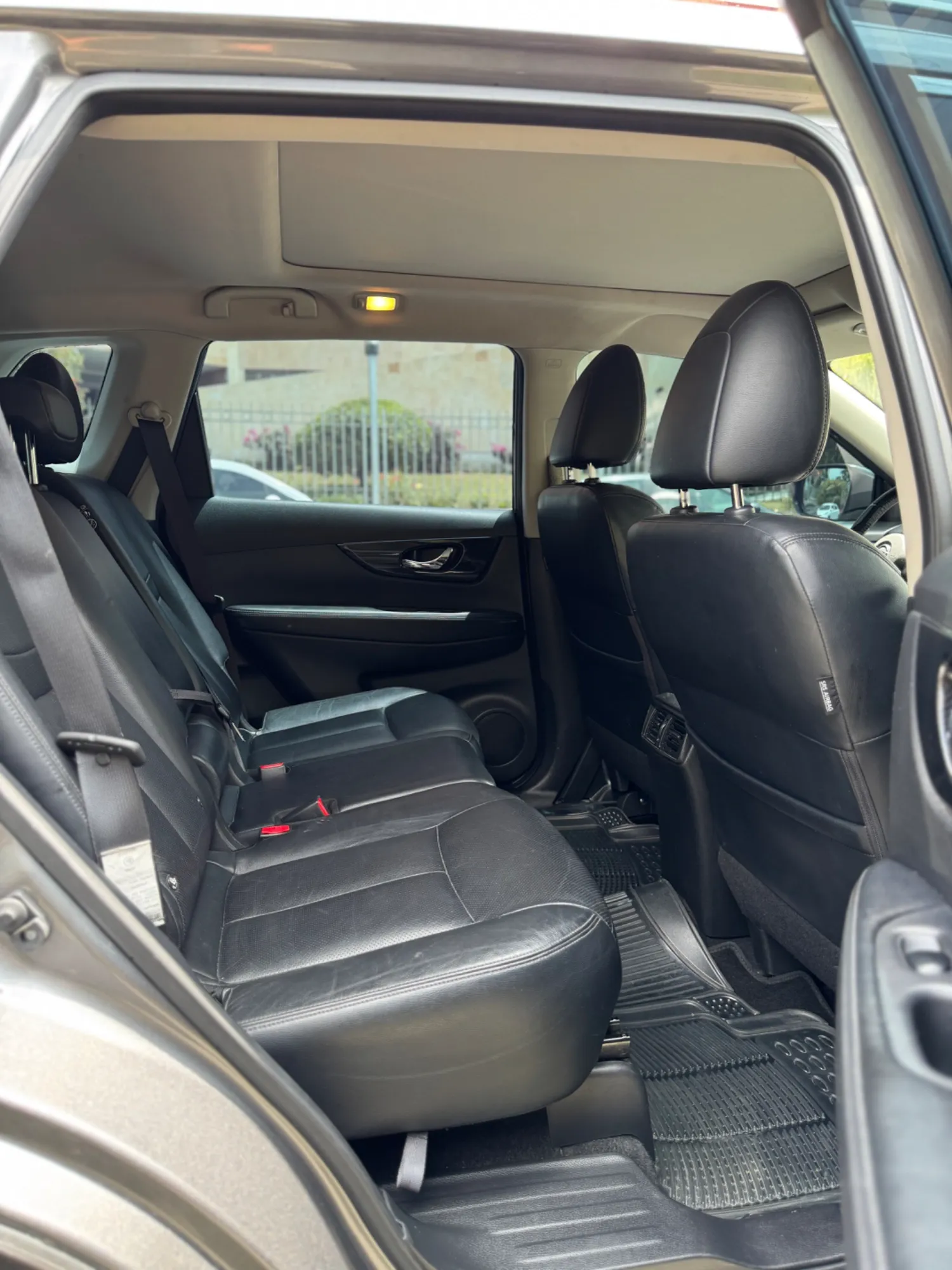 Nissan Xtrail Exclusive 2021 AT