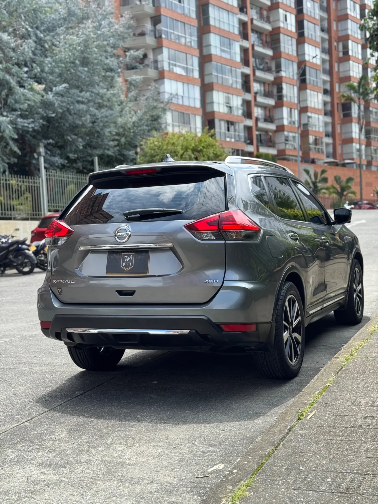 Nissan Xtrail Exclusive 2021 AT