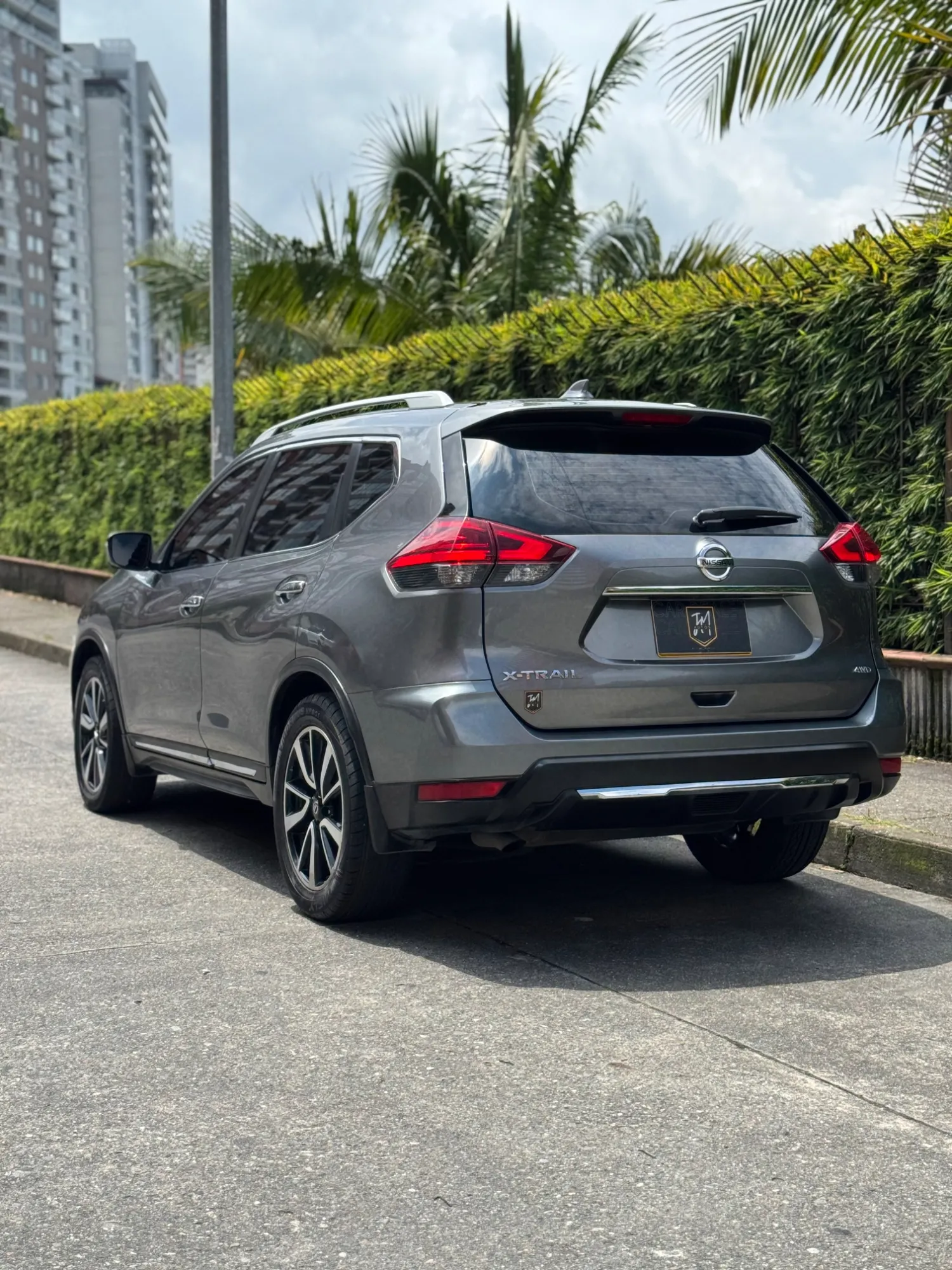 Nissan Xtrail Exclusive 2021 AT