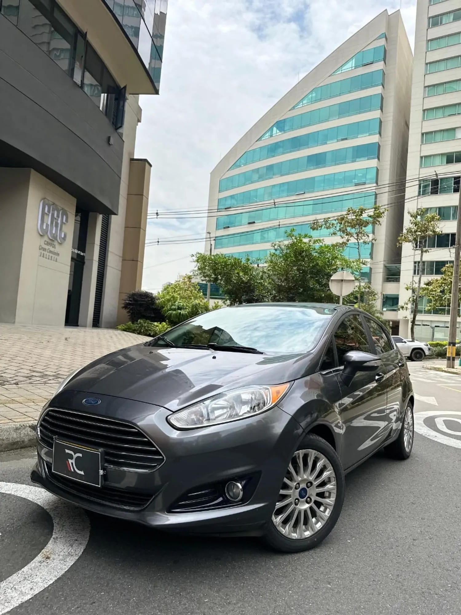 Ford Fiesta Titanium 1.6 cc Aut