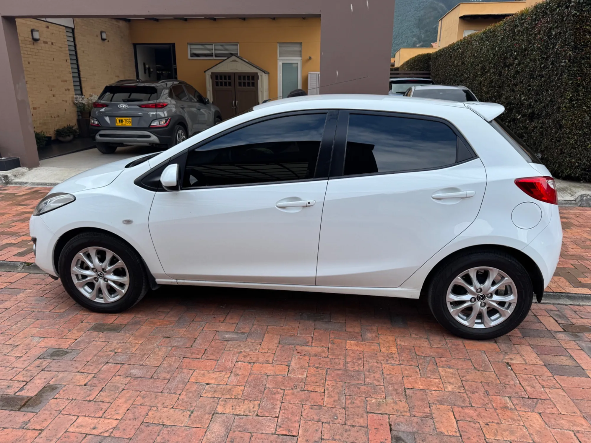 Mazda 2 Hatchback