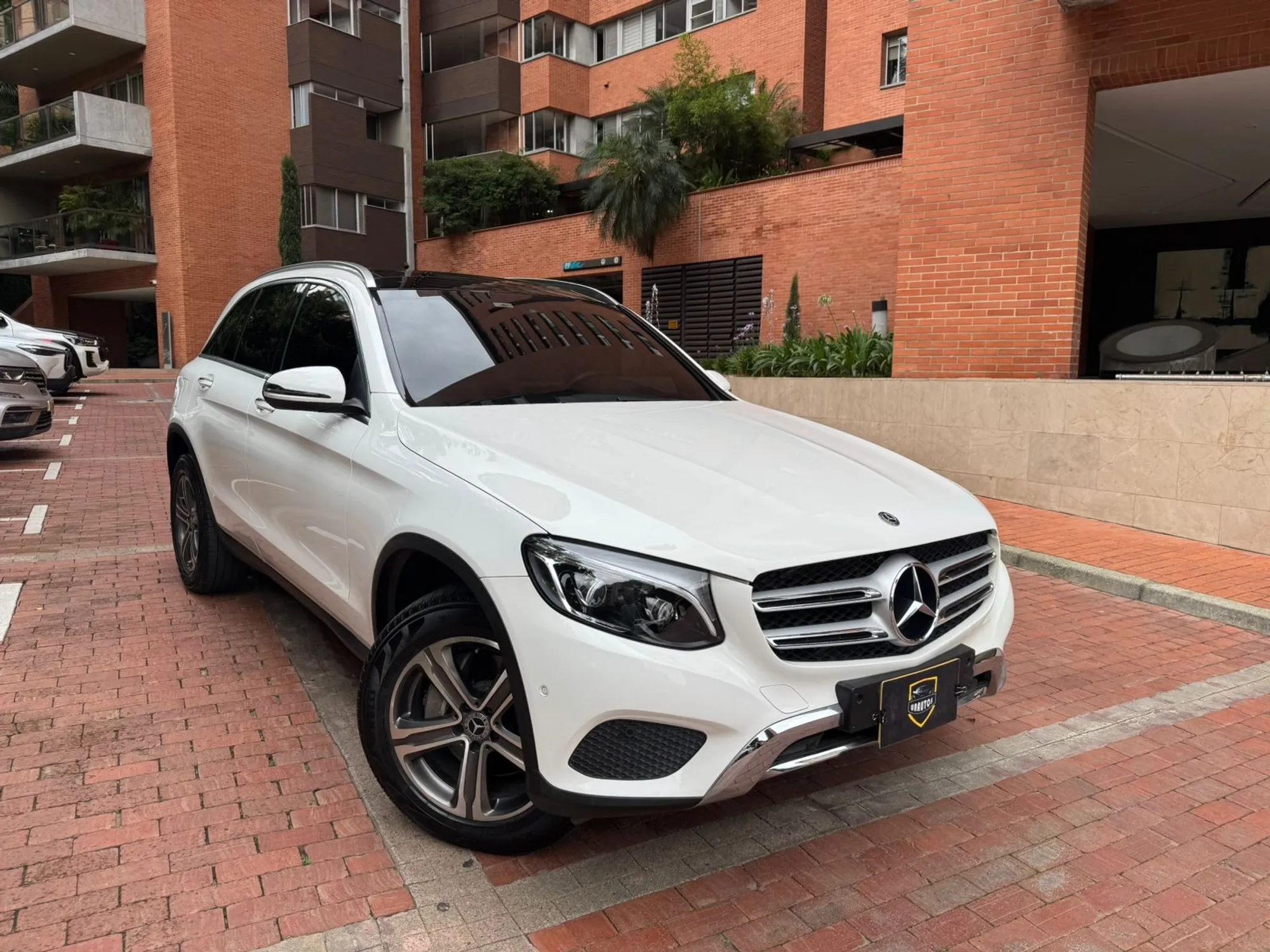 Mercedes Benz GLC250 4MATIC modelo 2019