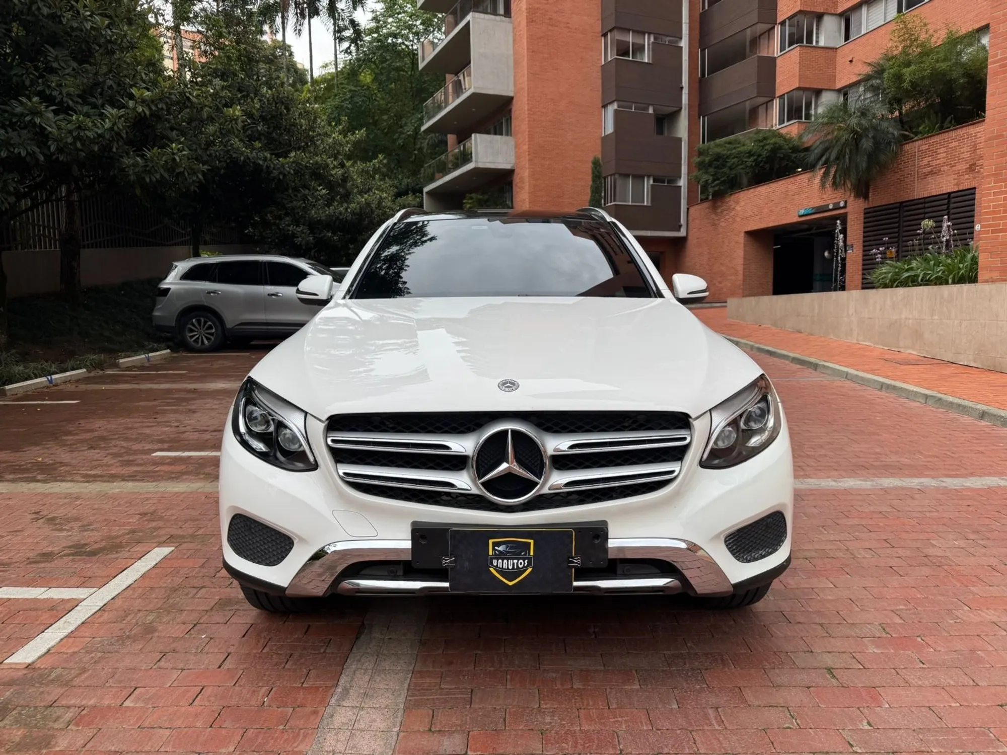 Mercedes Benz GLC250 4MATIC modelo 2019