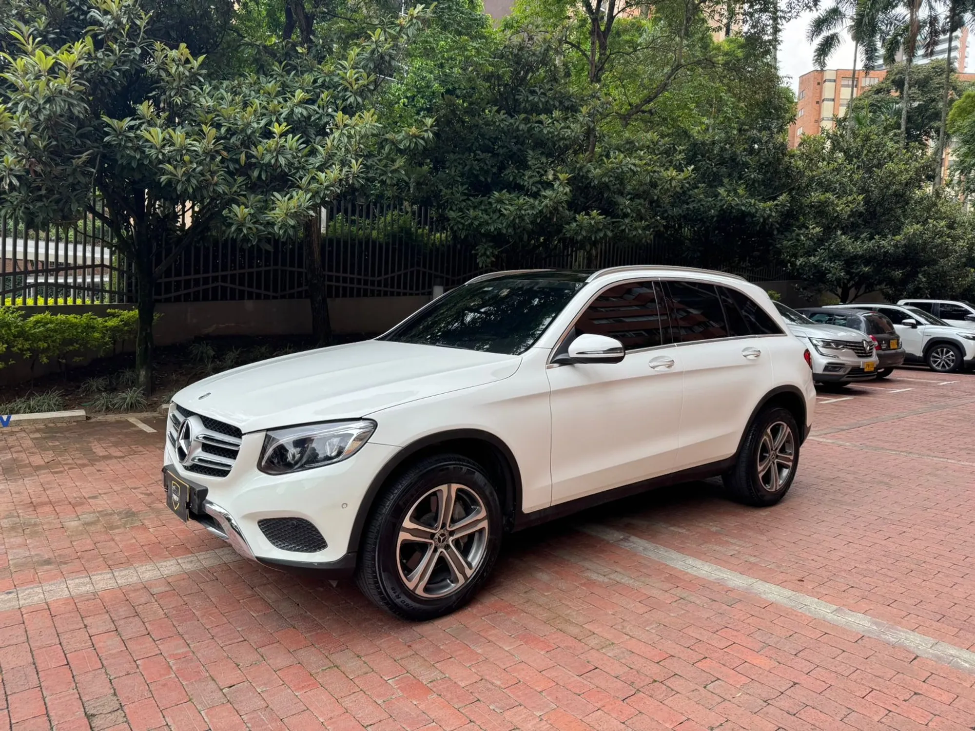 Mercedes Benz GLC250 4MATIC modelo 2019