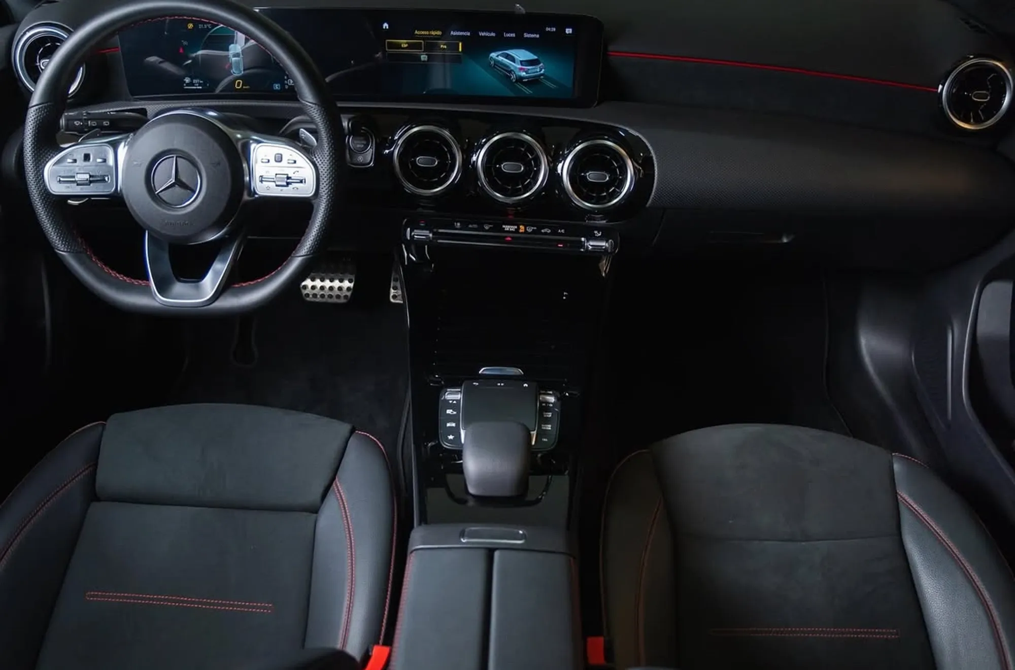 MERCEDES BENZ A200