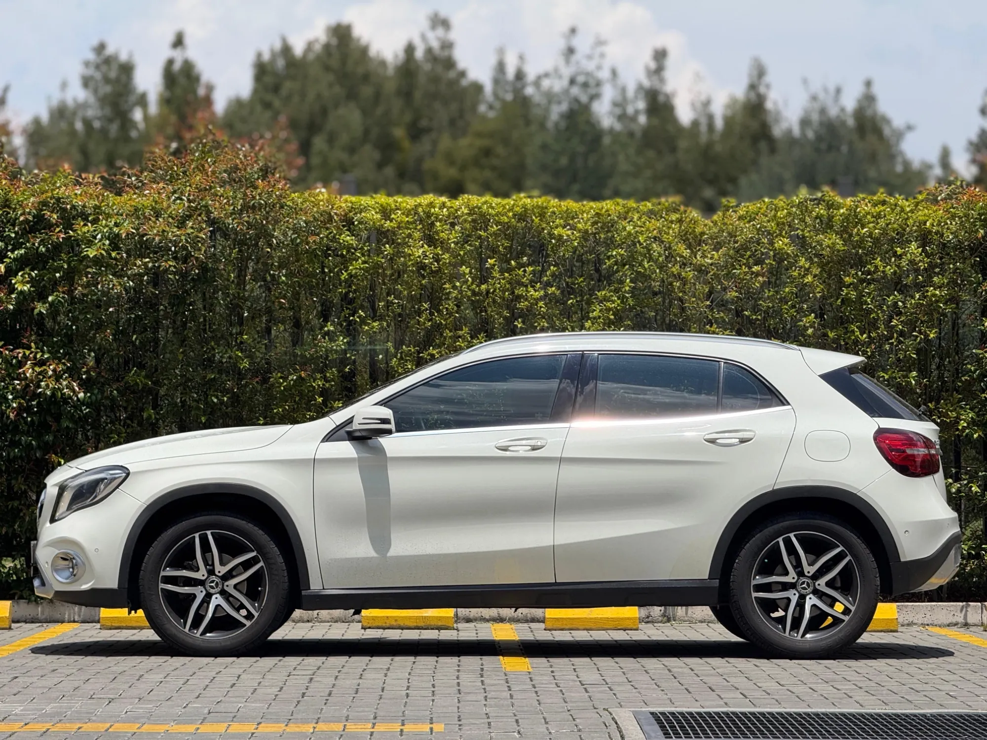 MERCEDES BENZ GLA 200 2018