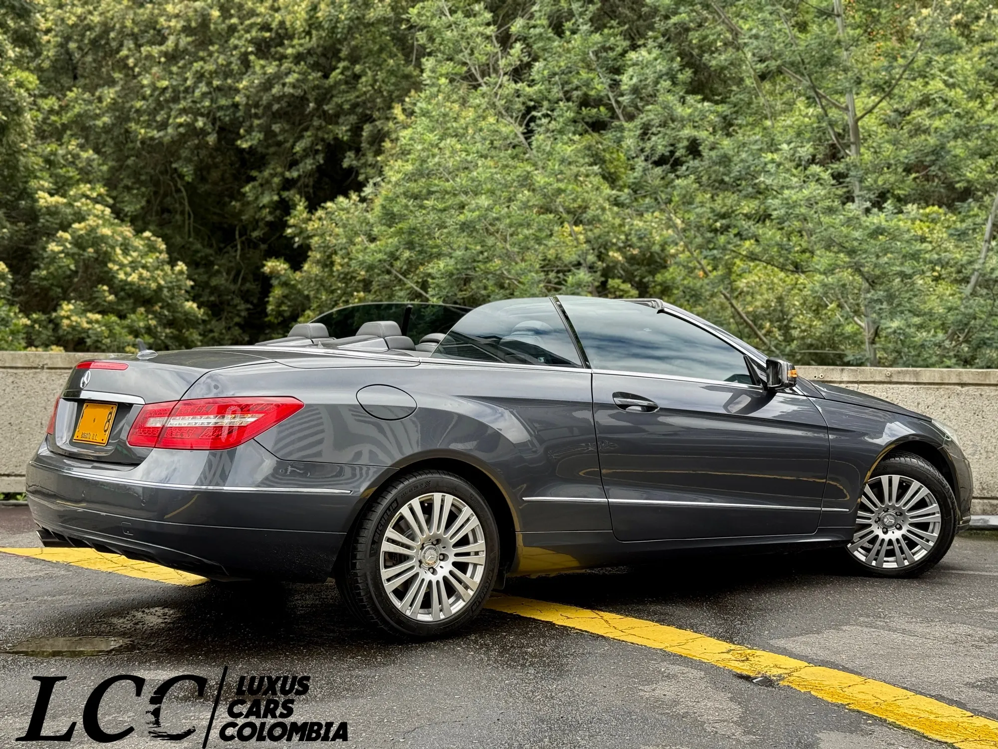 Mercedes Benz E200 Cabriolet 2013 34.000 KMS