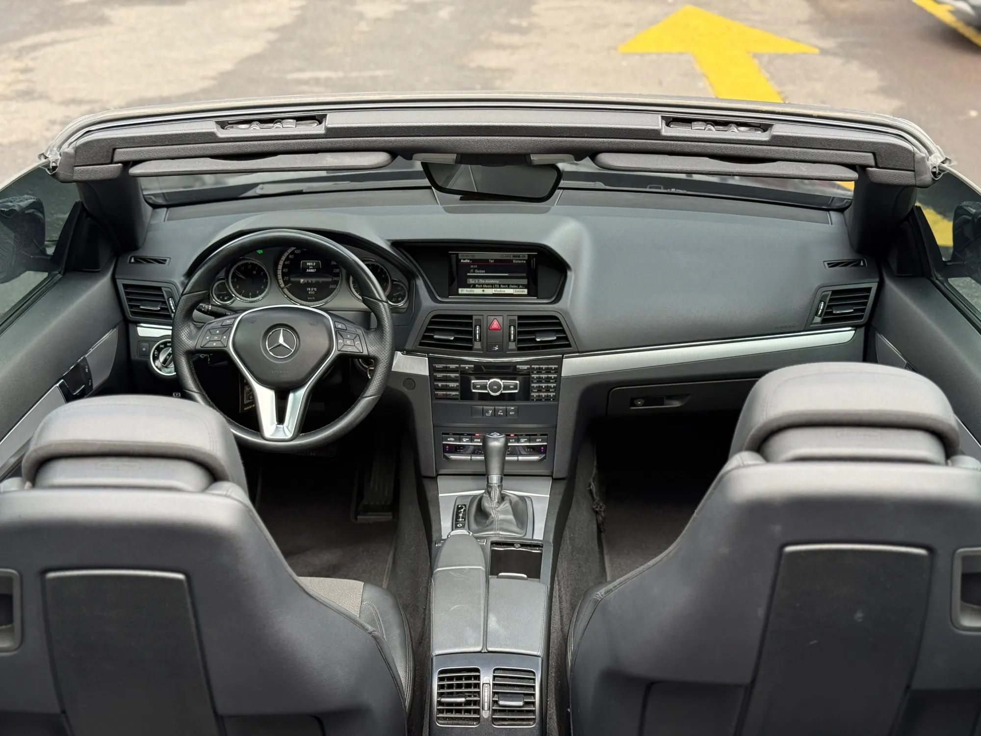 Mercedes Benz E200 Cabriolet 2013 34.000 KMS