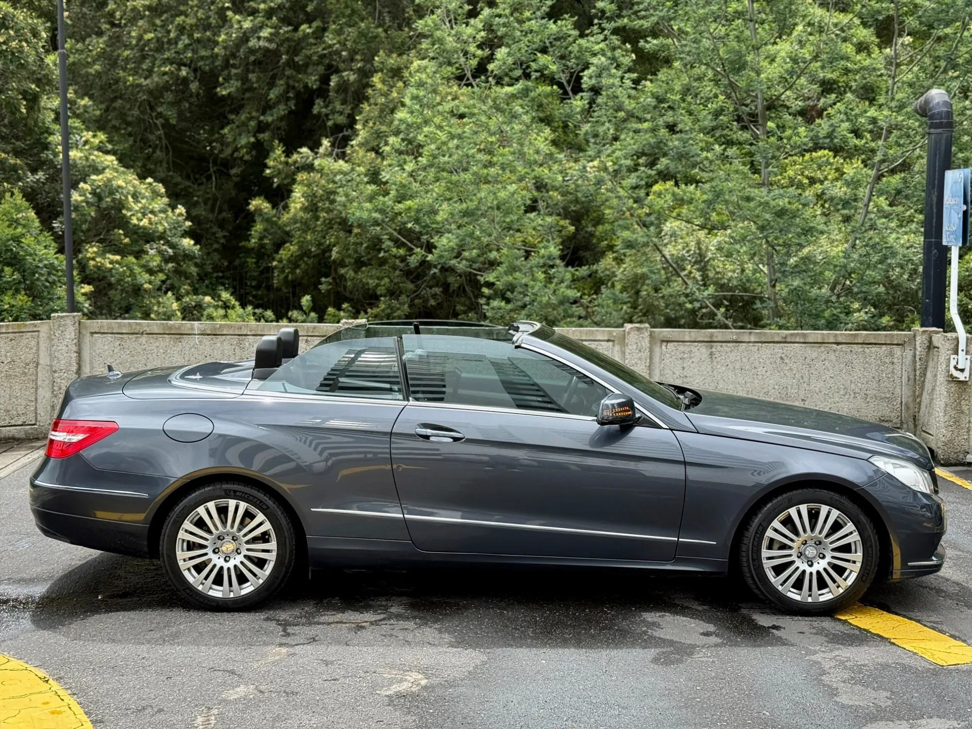 Mercedes Benz E200 Cabriolet 2013 34.000 KMS