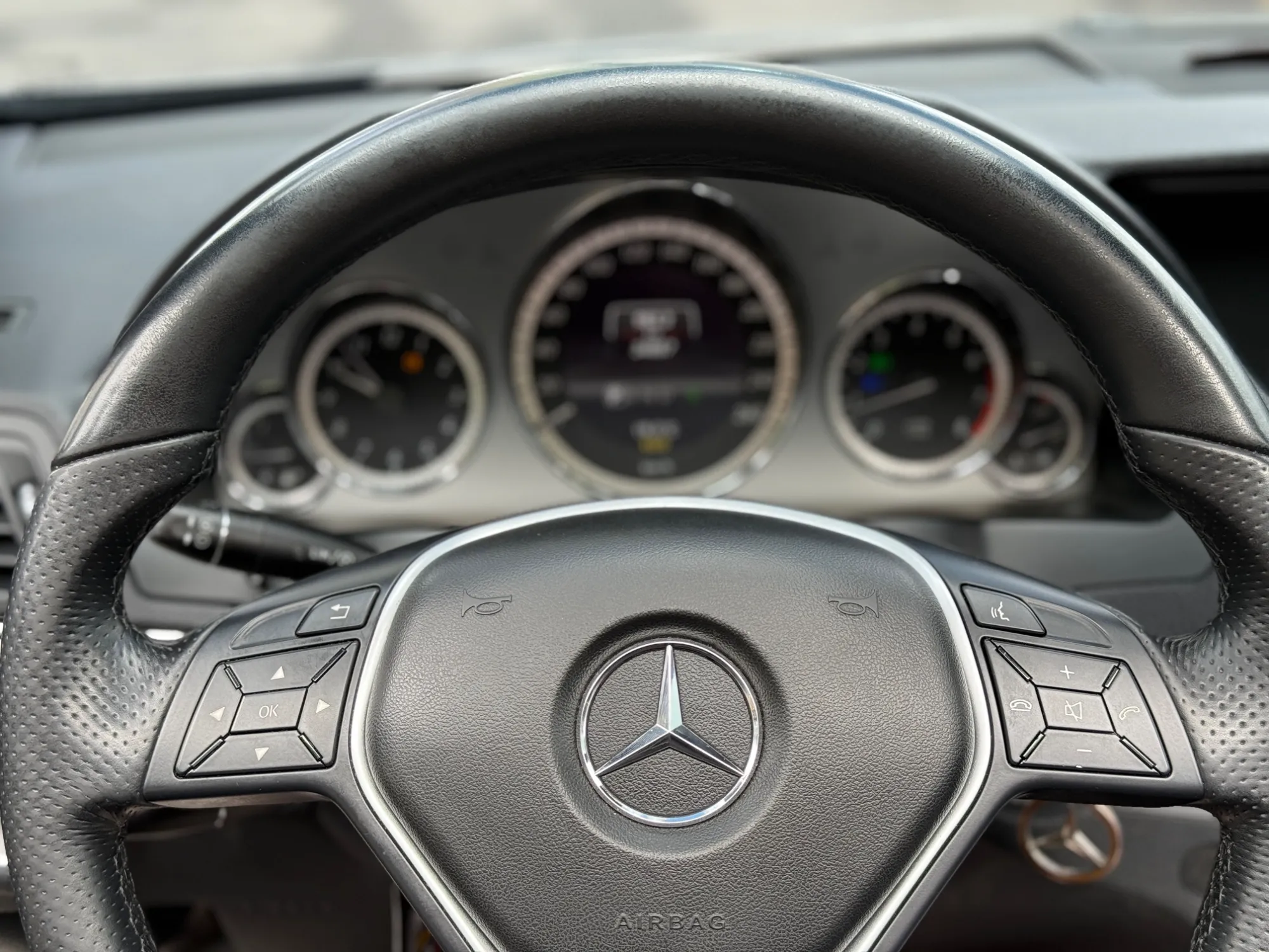 Mercedes Benz E200 Cabriolet 2013 34.000 KMS