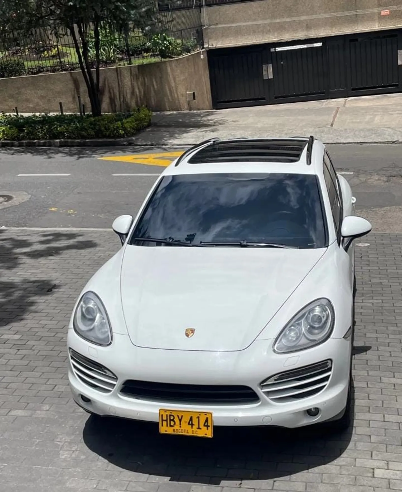 Porshe cayenne 3.6 V6 lux 2013