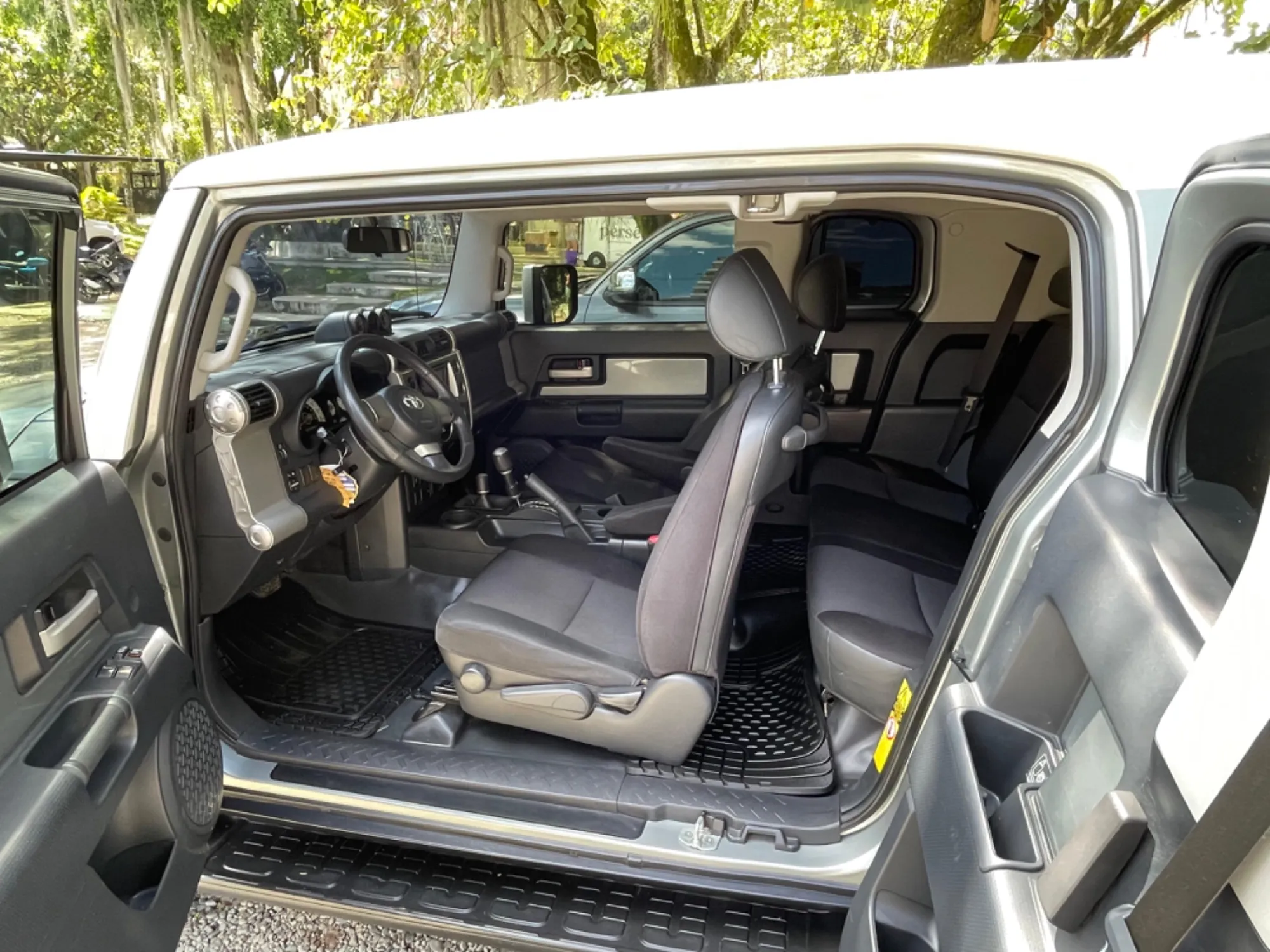 Toyota Fj Cruiser 2011