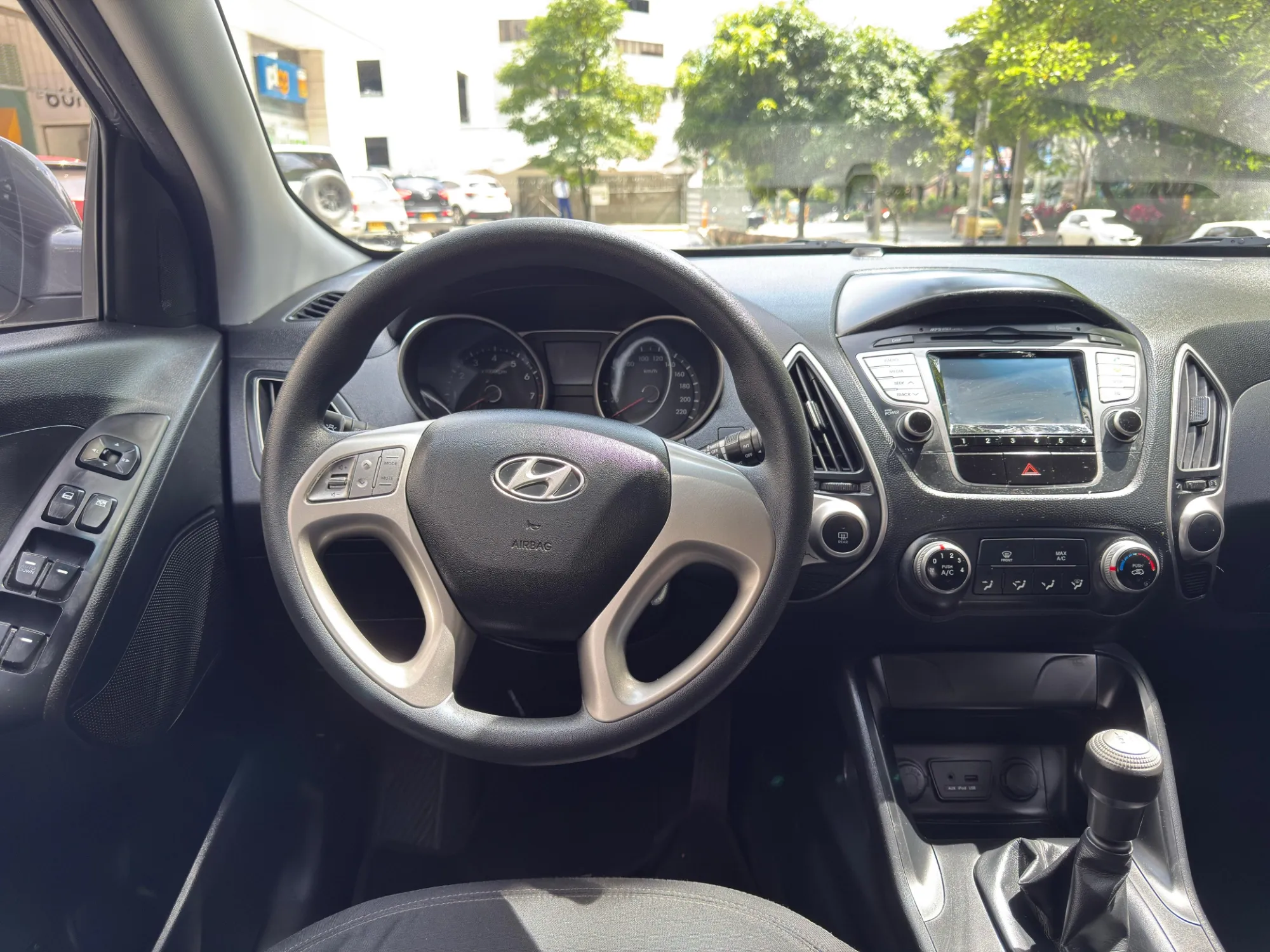 HYUNDAI TUCSON IX-35