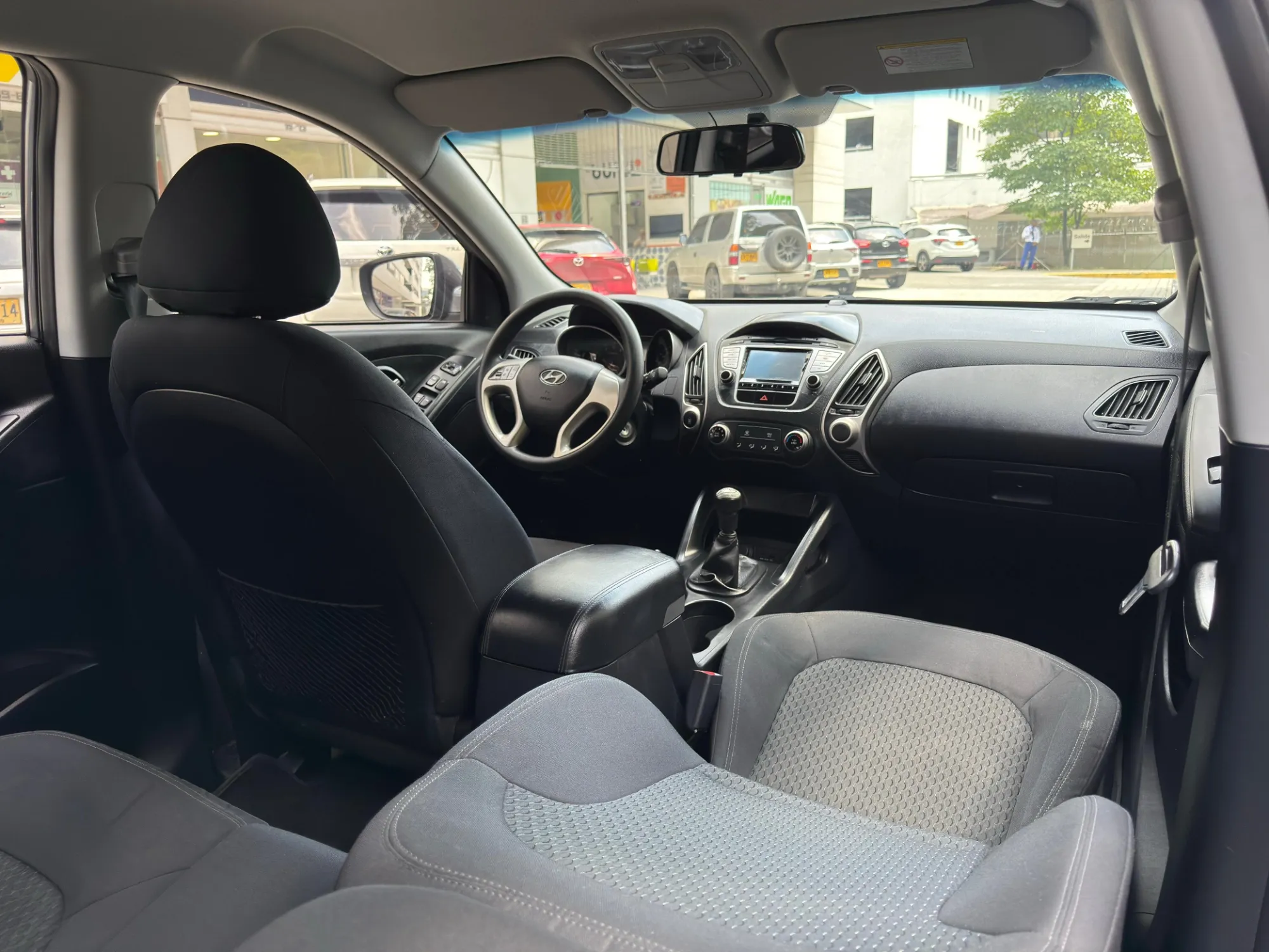 HYUNDAI TUCSON IX-35