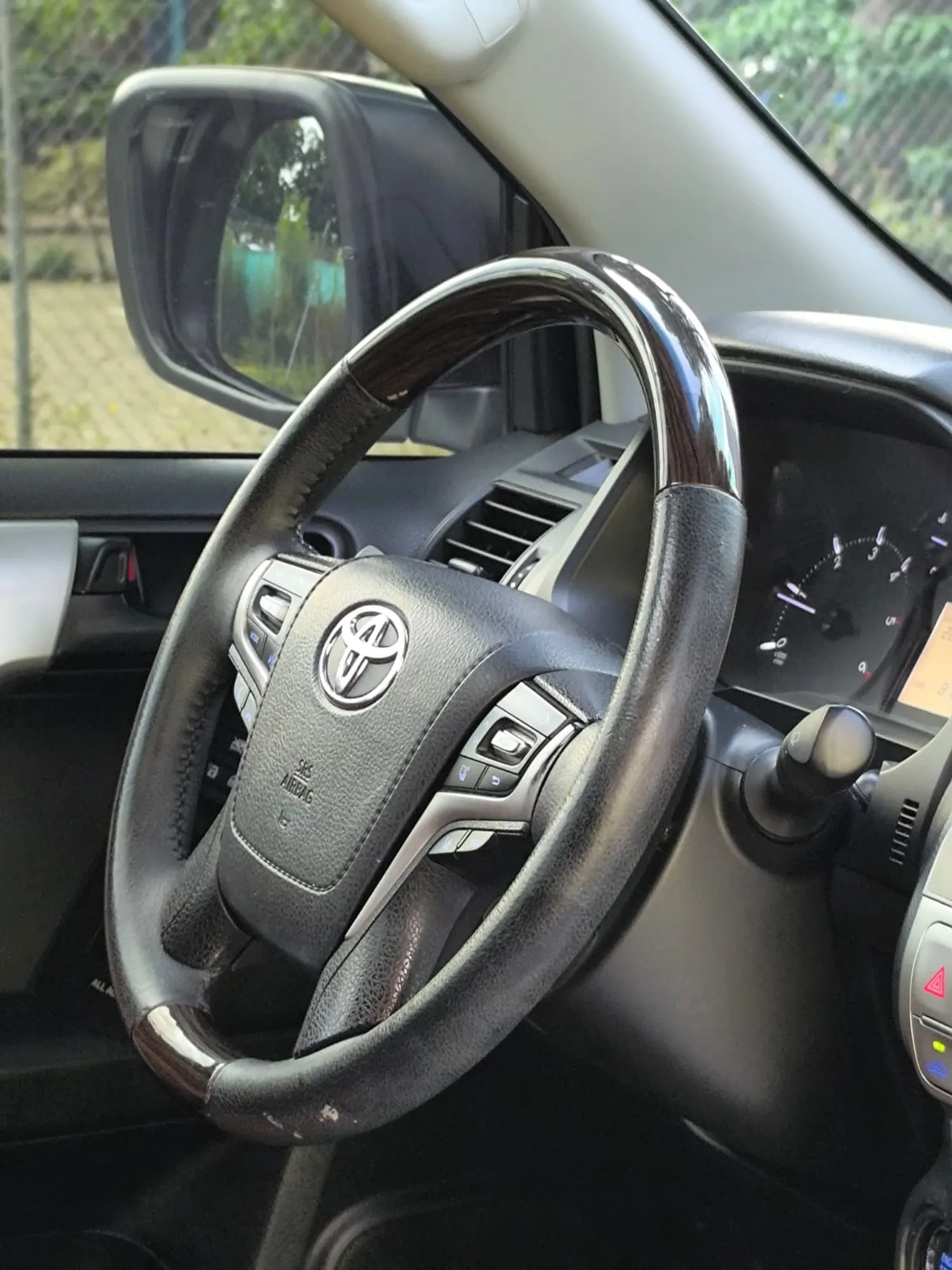 TOYOTA PRADO TXL 2019