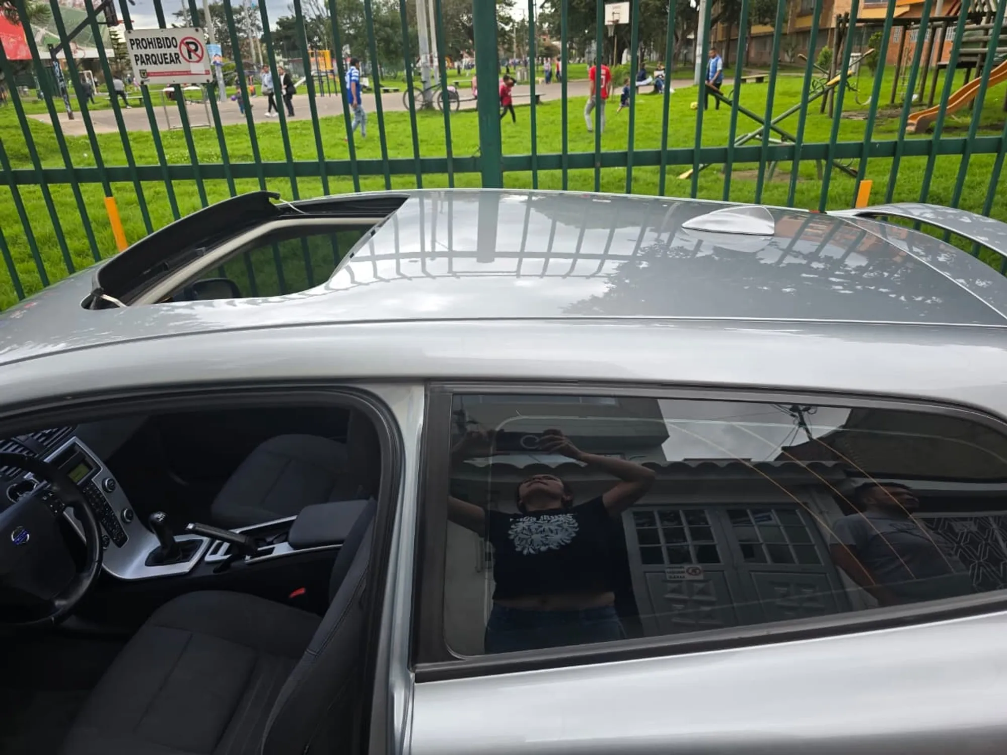 Volvo C30 2013  Diseo seguridad y rendimiento en un solo vehculo 
