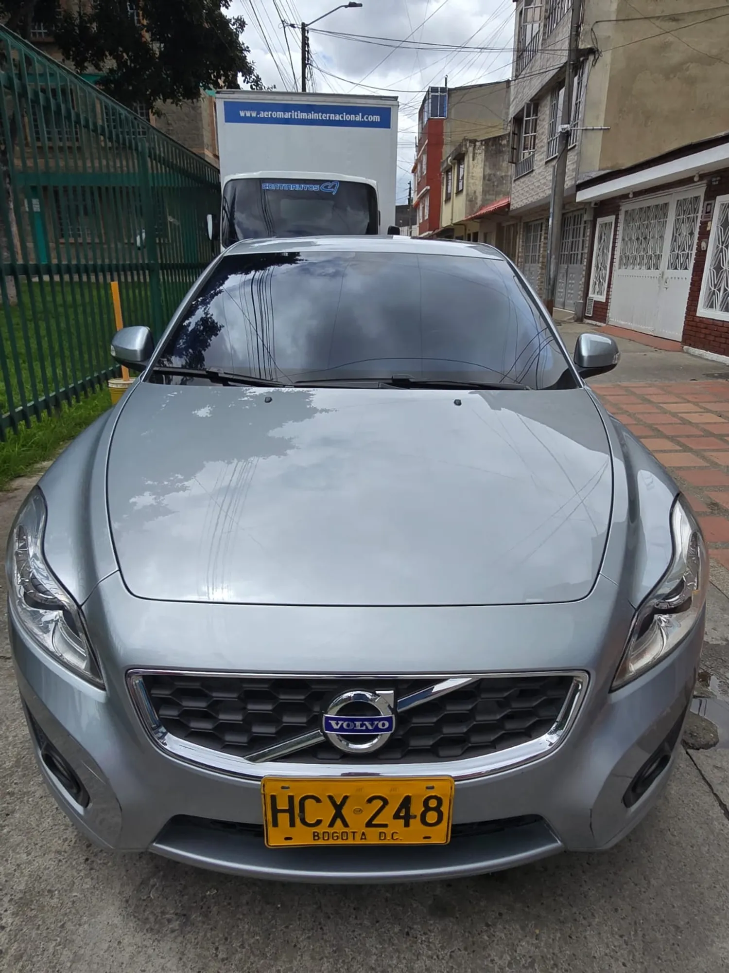 Volvo C30 2013  Diseo seguridad y rendimiento en un solo vehculo 