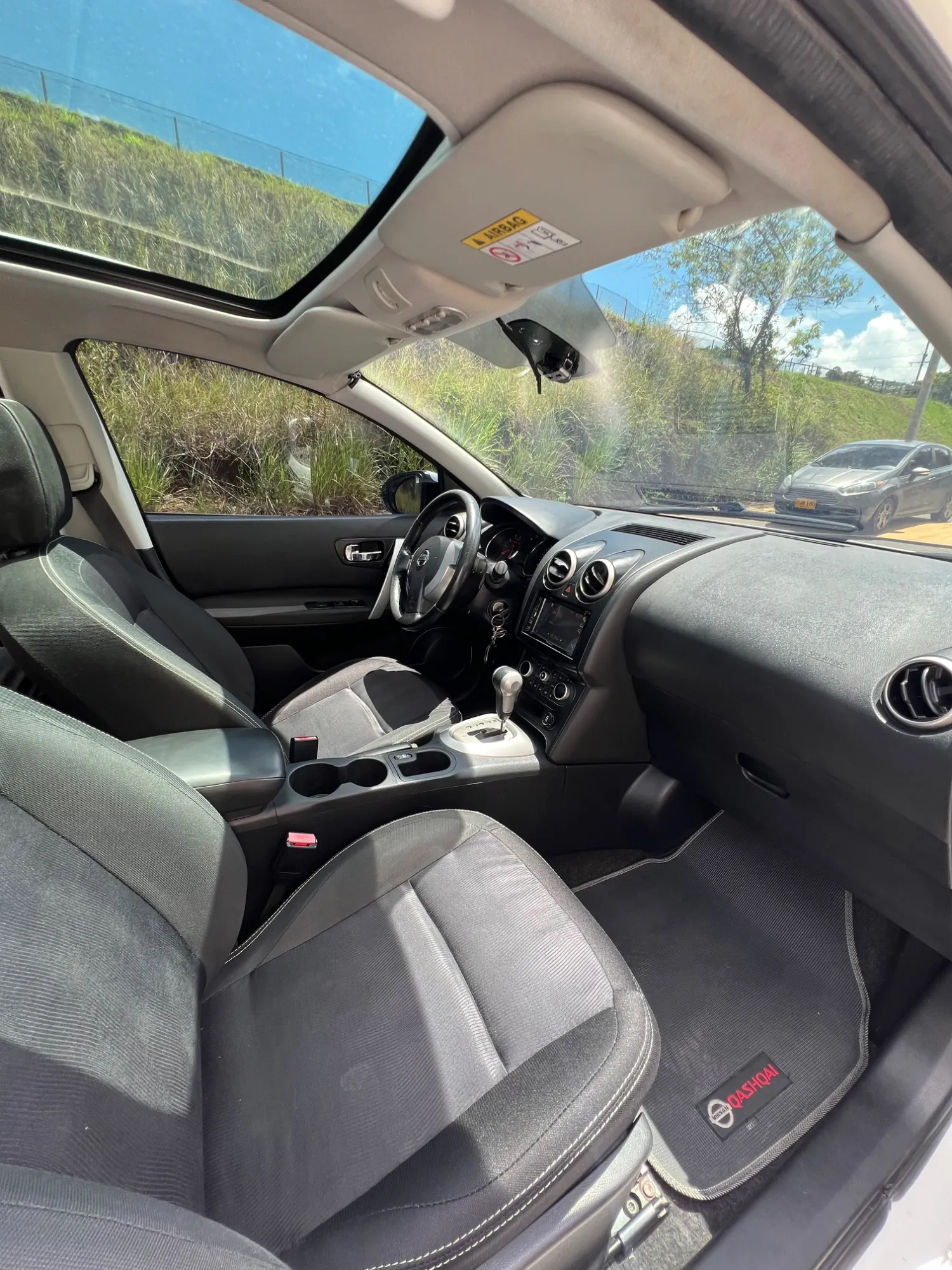 Nissan qashqai 2014