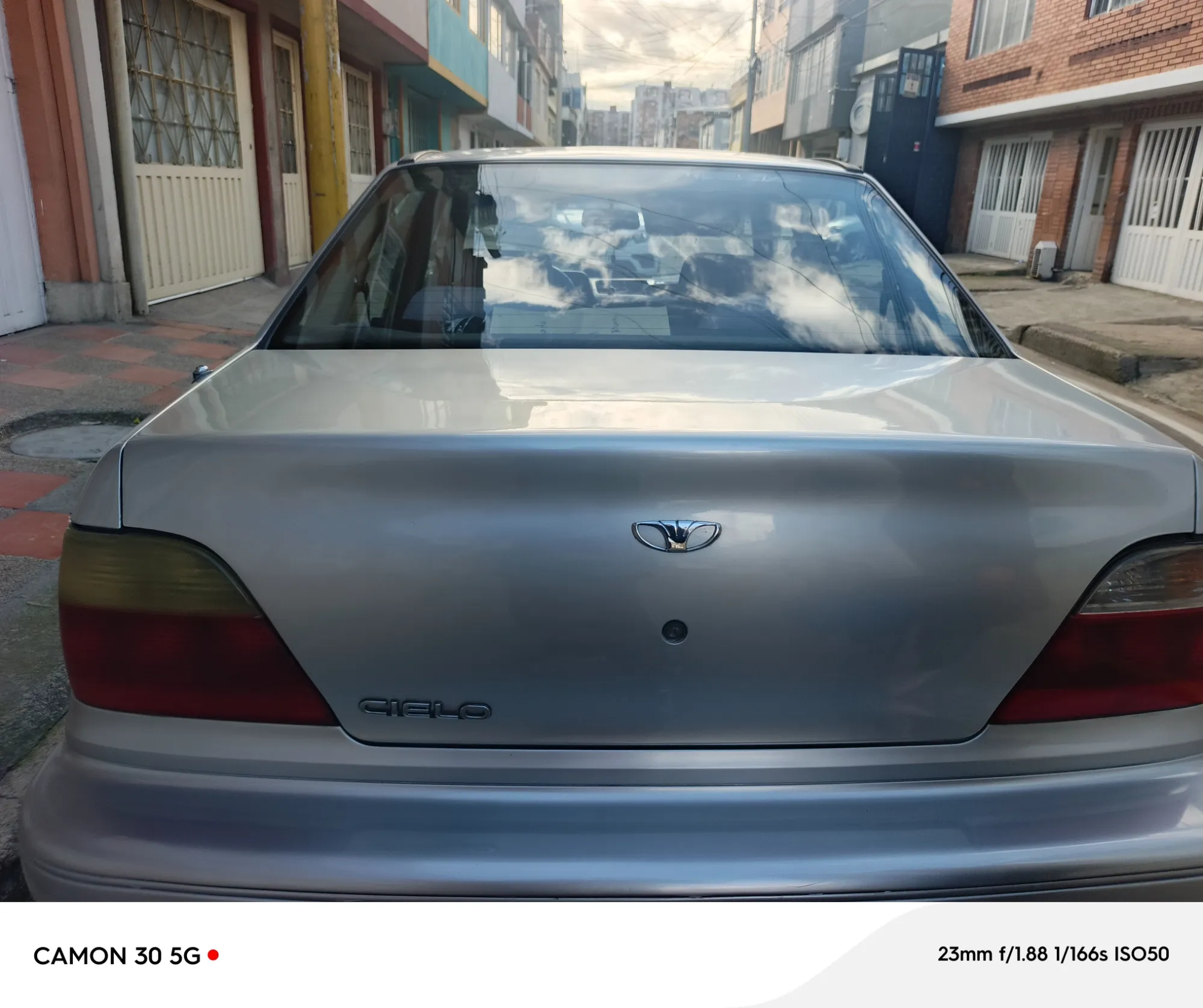 SE VENDE DAEWOO CIELO BX 2001