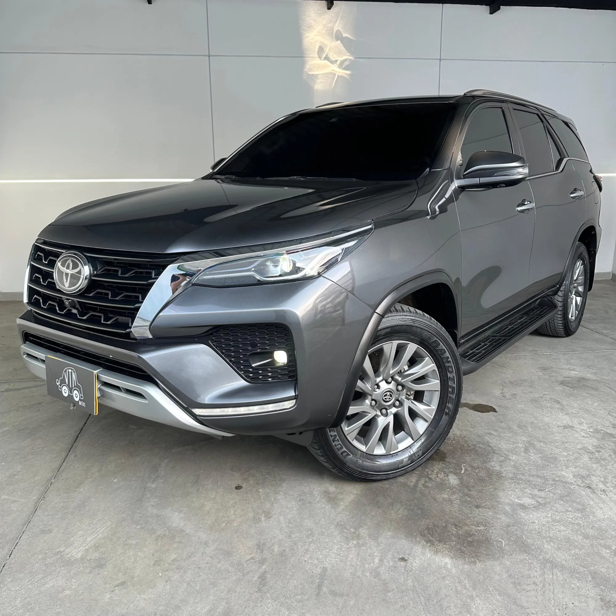 Toyota Fortuner 2022 SRV 