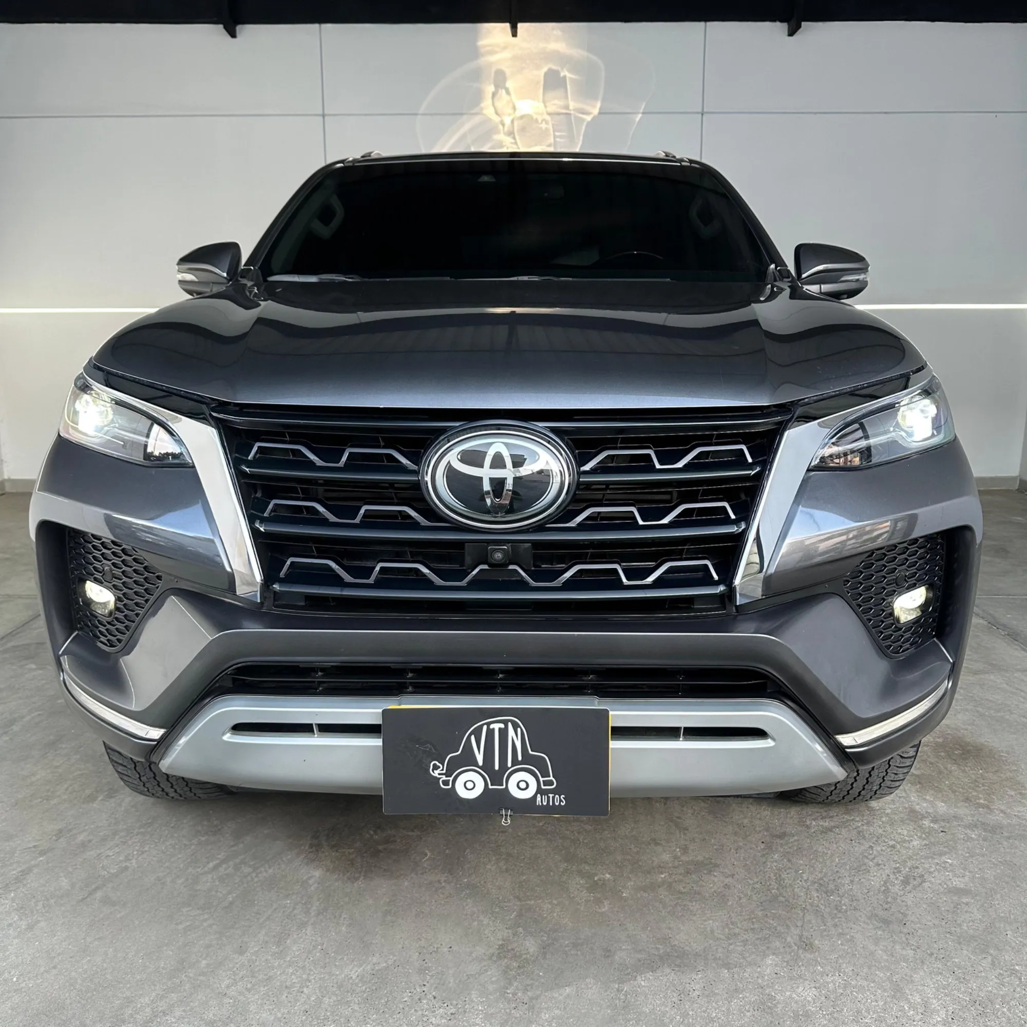 Toyota Fortuner 2022 SRV 