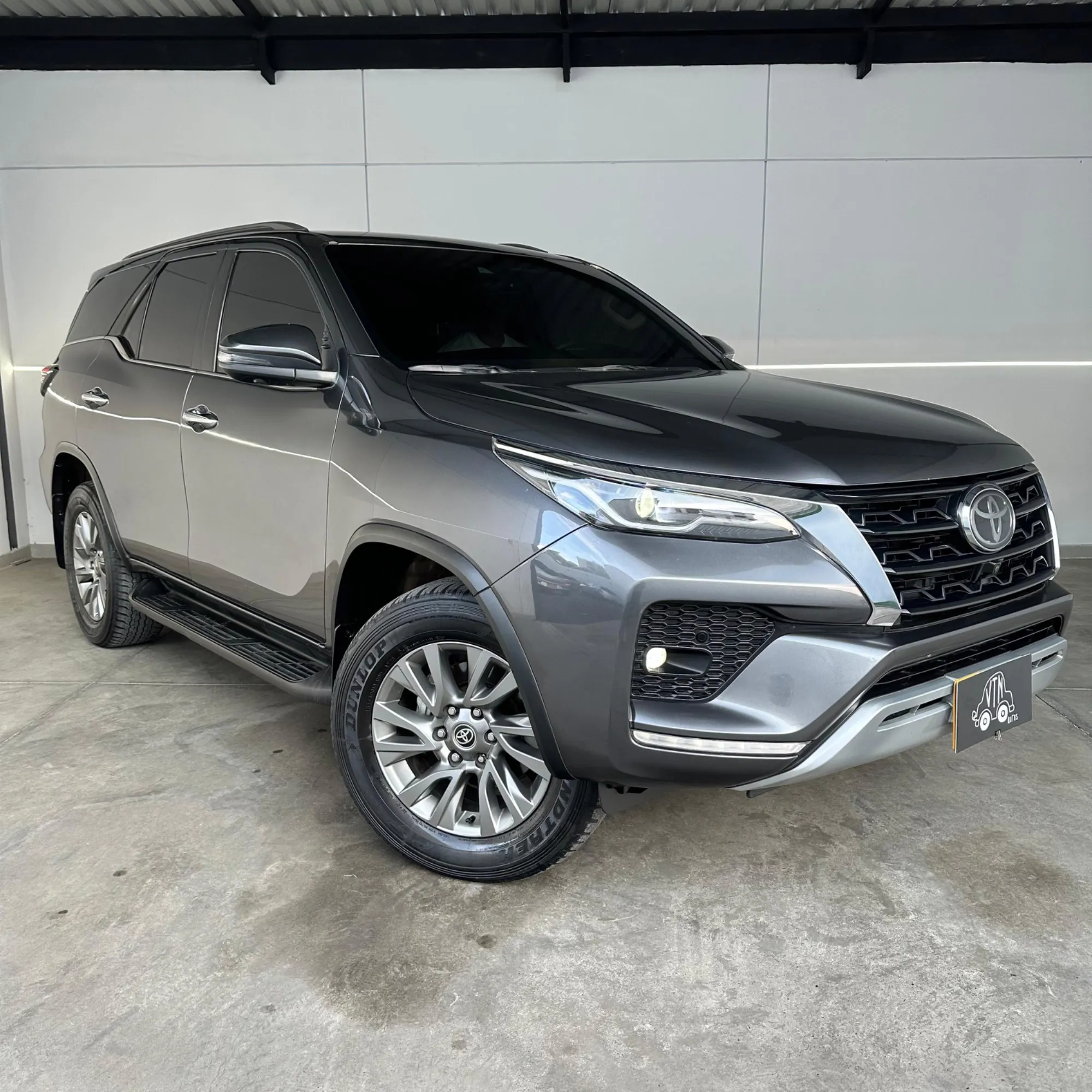 Toyota Fortuner 2022 SRV 