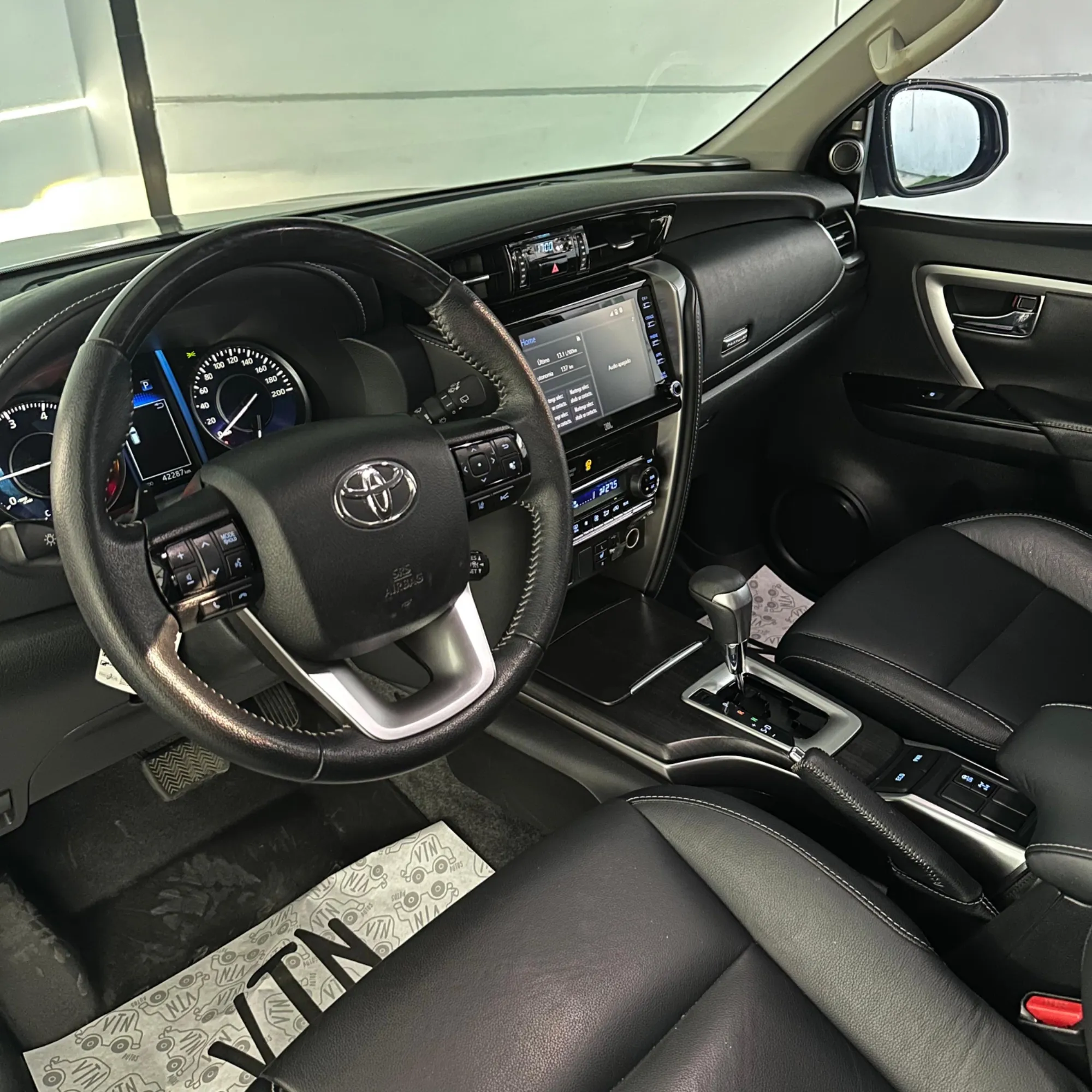 Toyota Fortuner 2022 SRV 