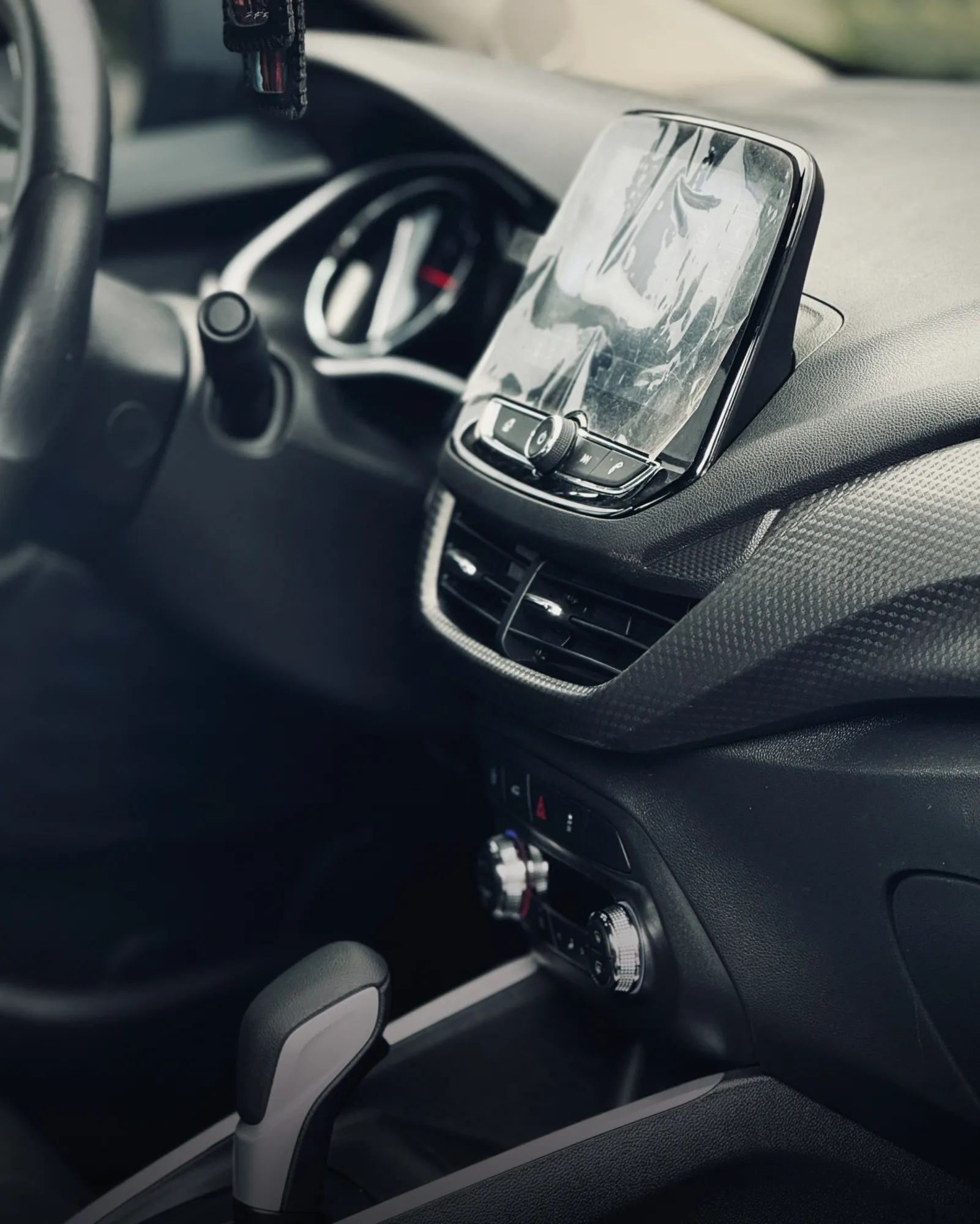 Chevrolet Onix Turbo