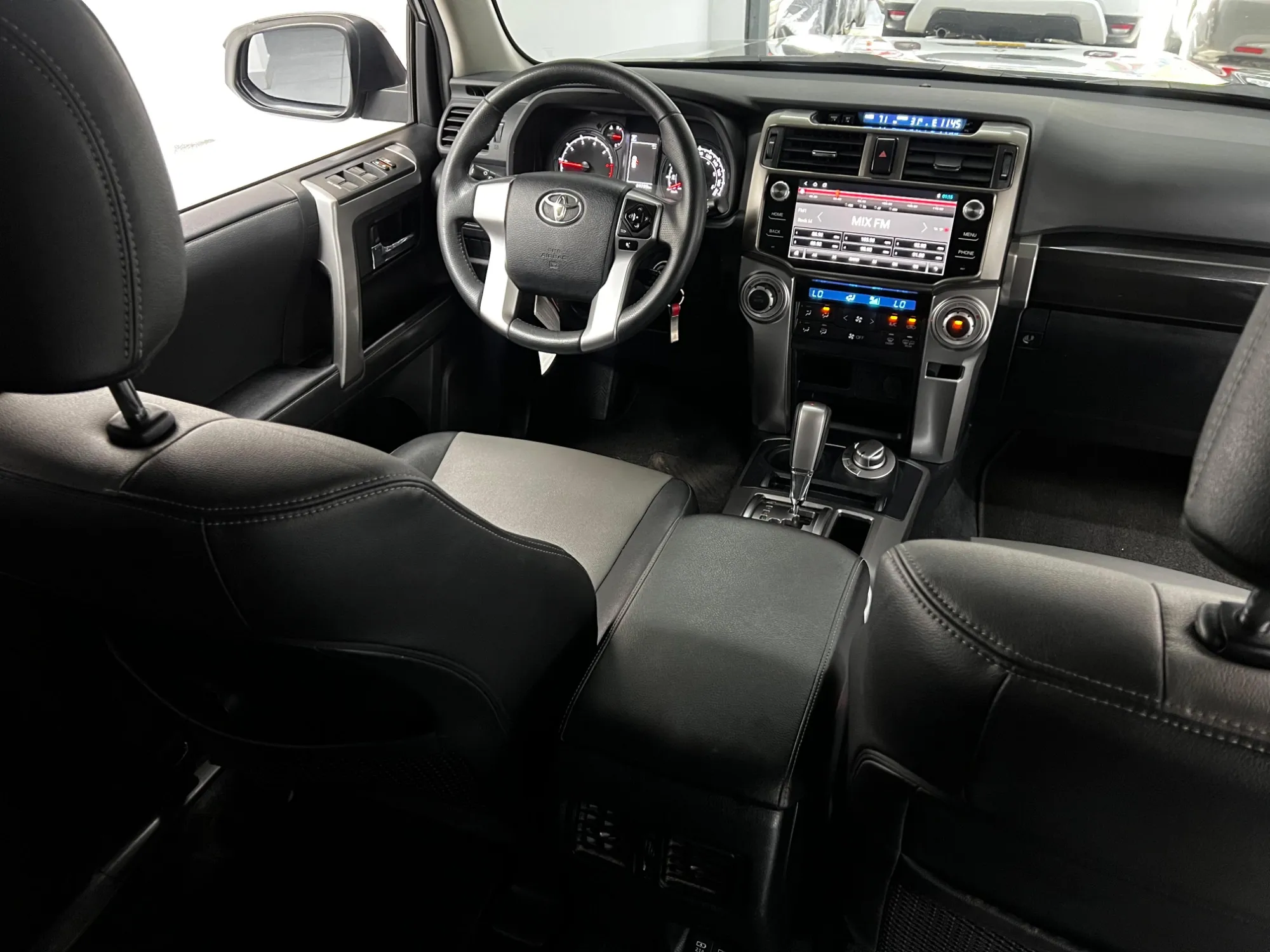 Toyota 4runner SR5