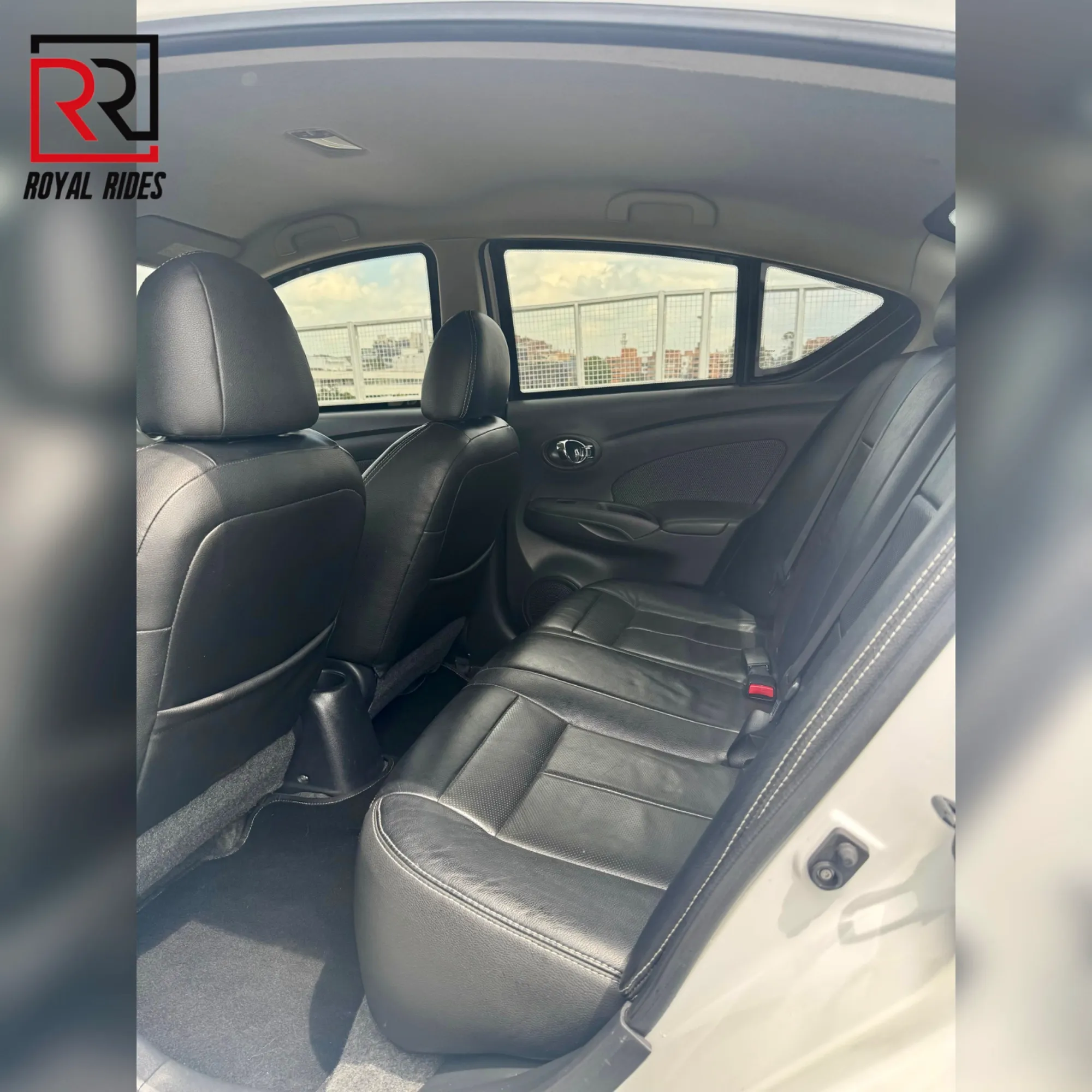 Nissan Versa Advance 