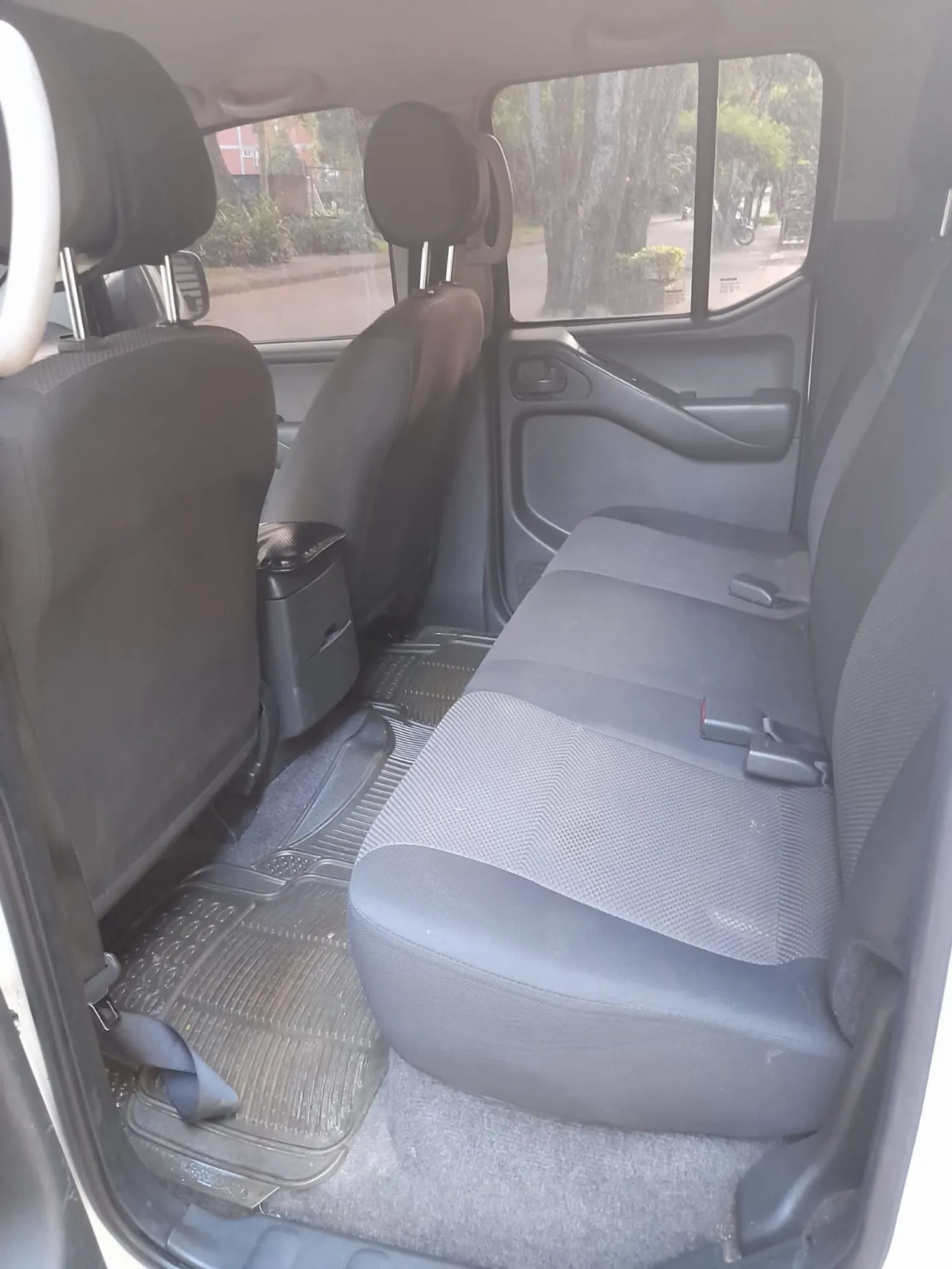 NISSAN NAVARA DIESEL 2.5 MID 2013