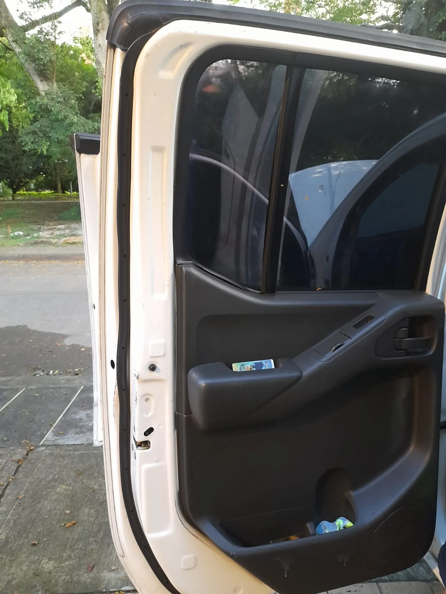 NISSAN NAVARA DIESEL 2.5 MID 2013